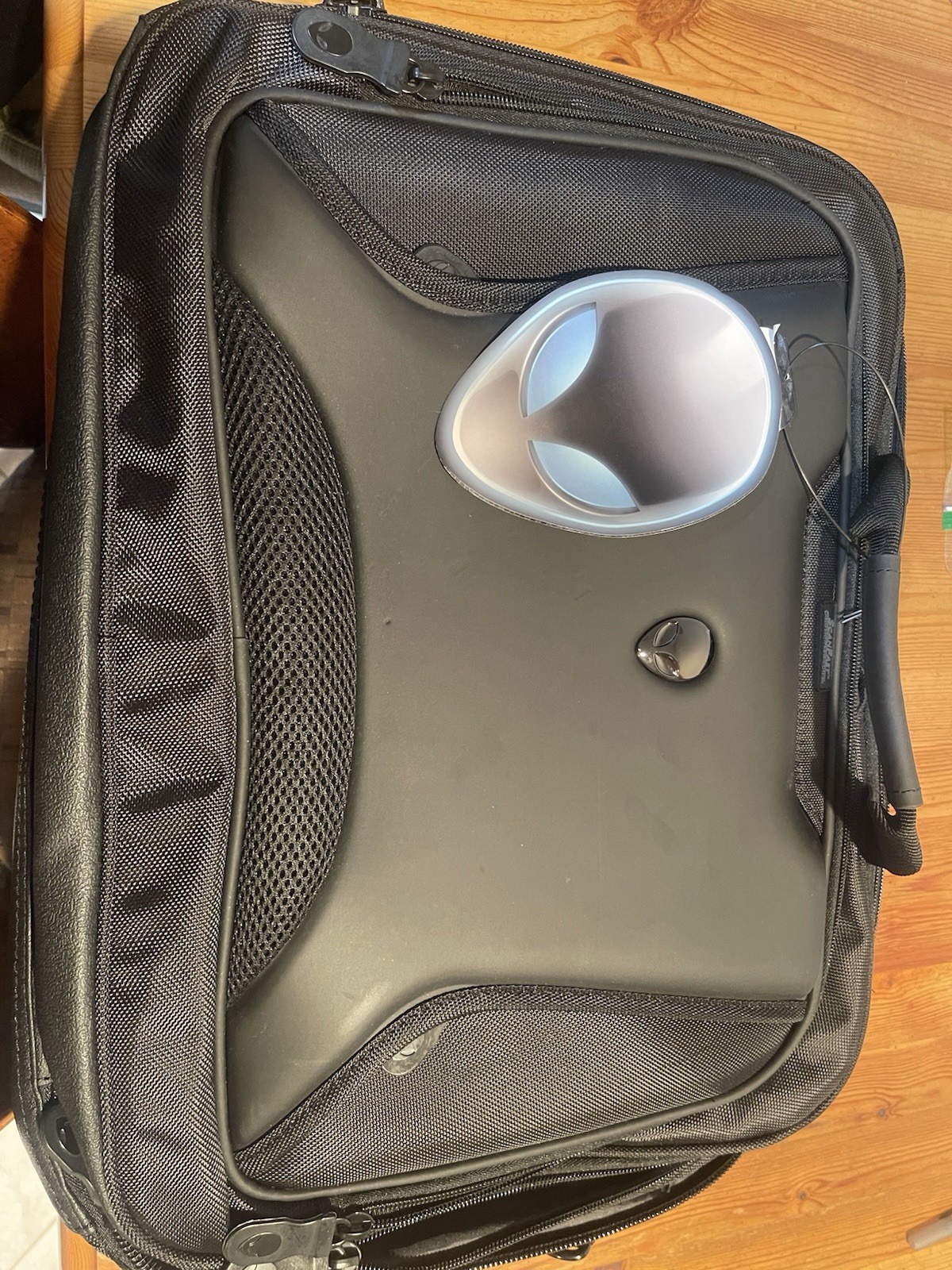 NOS Alienware Orion M17X Messenger Bag