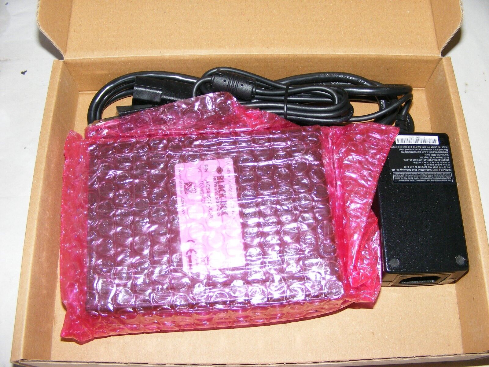 Black Box ACS4001A-R2-R ServSwitch Extender DVI-D KVM NOS