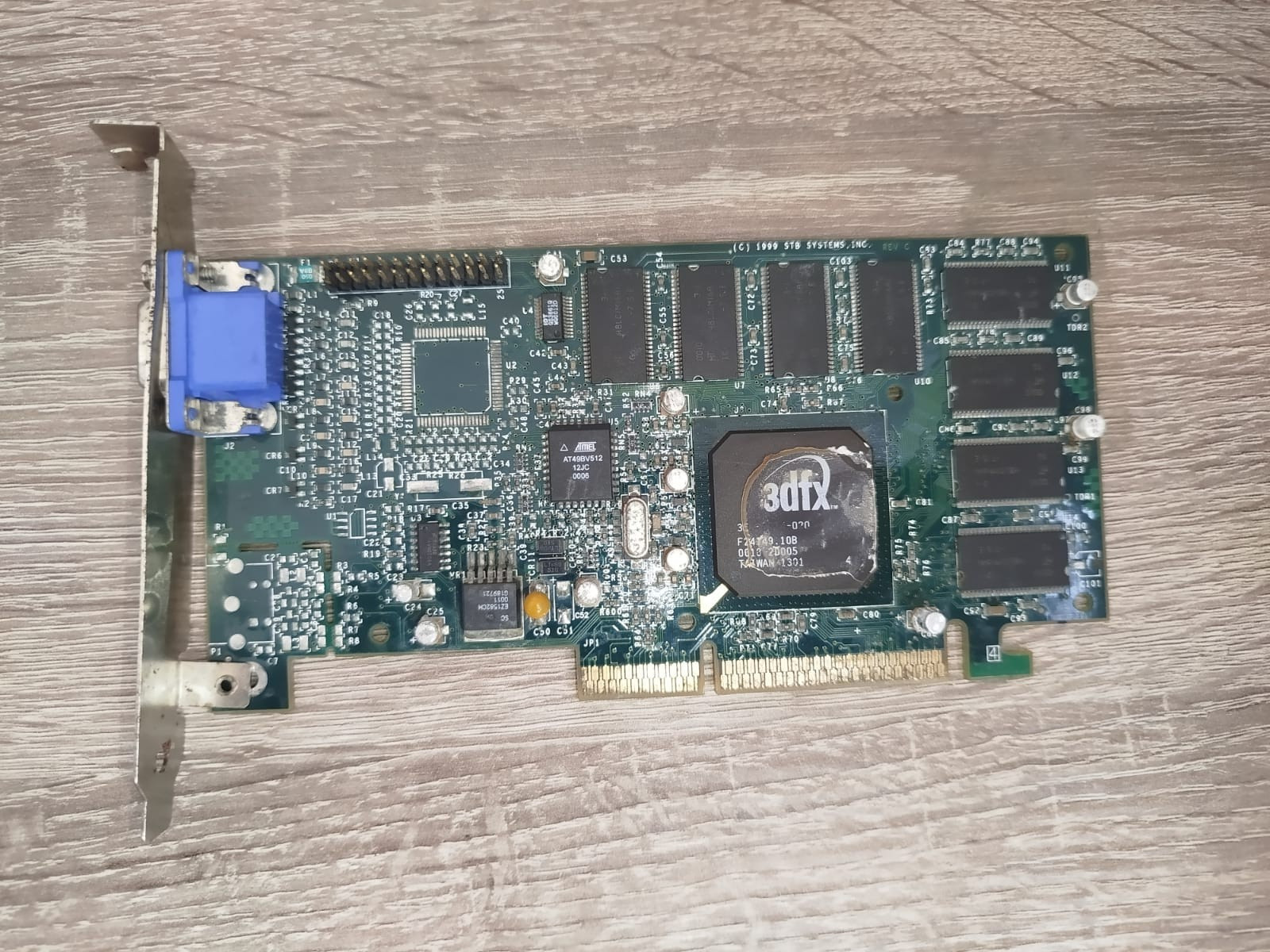 16MB STB 3dfx Interactive Voodoo 3 2000 - Not tested - Sold as is.