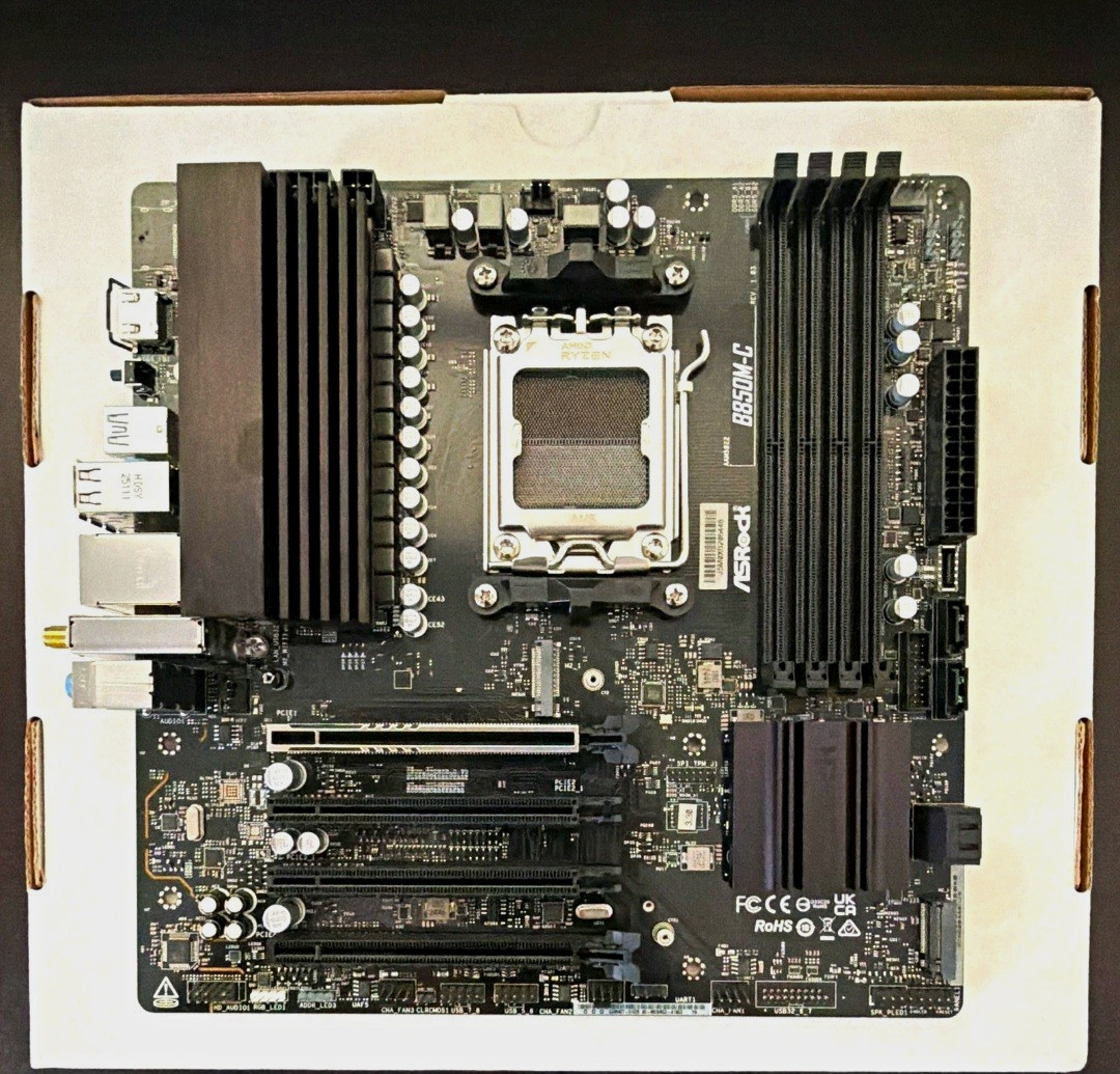 ASRock B850M-C MicroATX AM5 AMD DDR5 4-DIMM M.2 HDMI/DP Motherboard