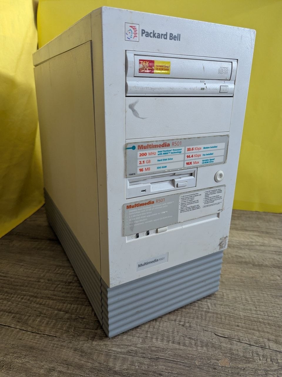 Packard Bell Multimedia R501 Vintage Desktop PC Tower A940-TWR Untested ST