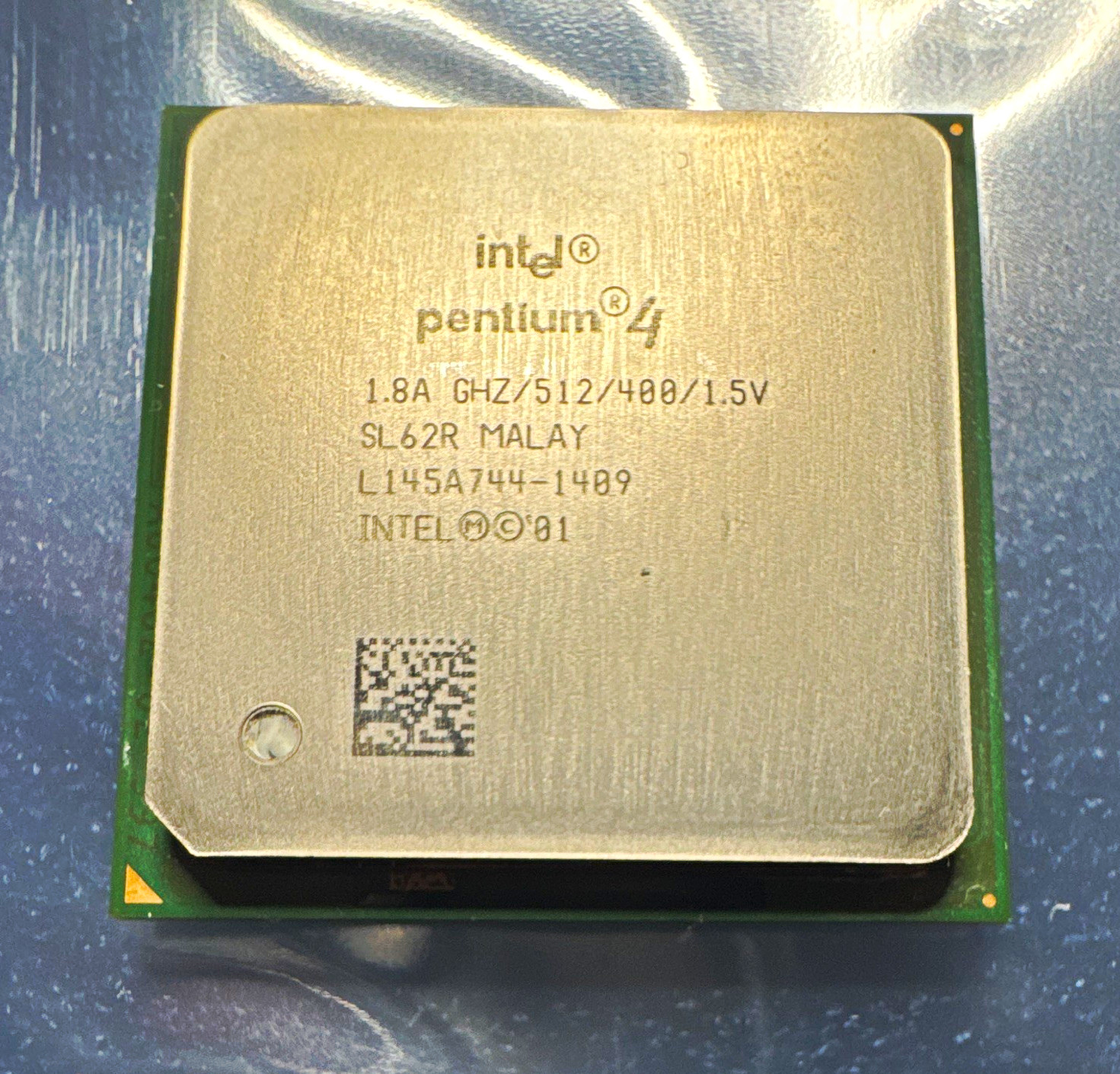 Intel Pentium 4 1.8GHz 512KB 400MHz Socket 478 1-Core CPU {SL62R}