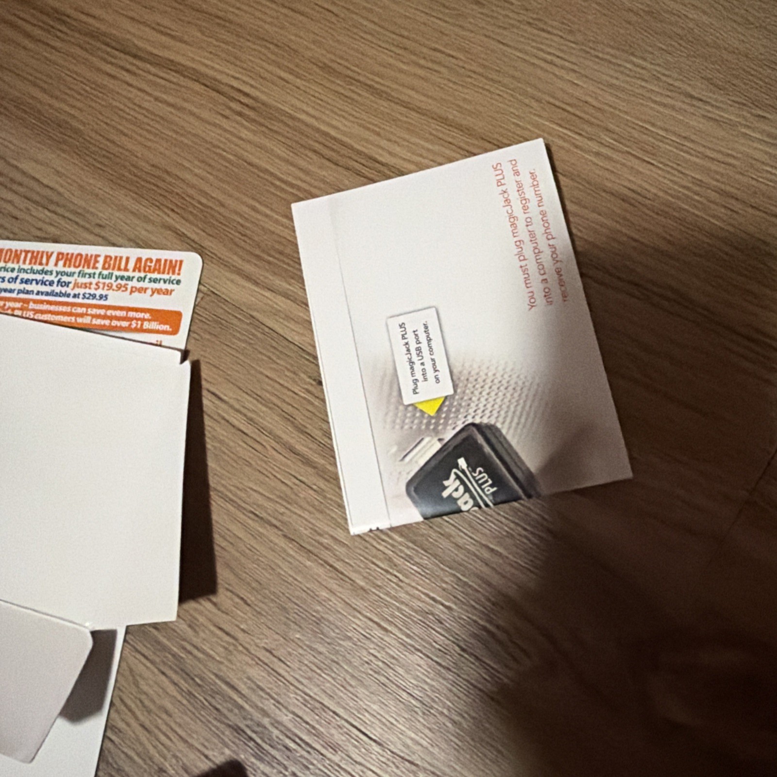 Magic Jack Plus Free Local Long Distance Calling Telephone Unit 430-0460 Note