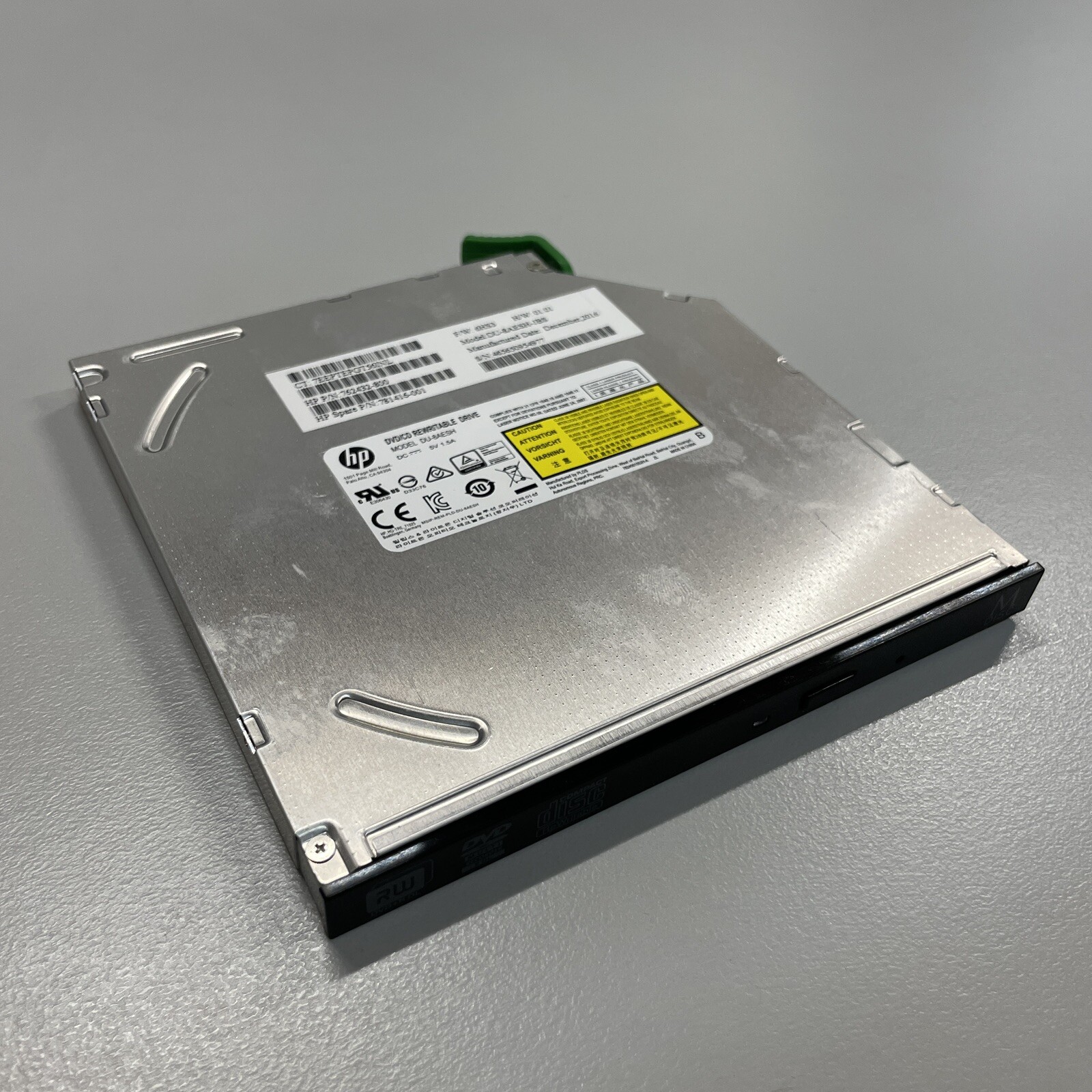 Genuine HP DU-8AESH CD DVD±RW SATA Optical Drive + Bezel 762432-800 781416-001