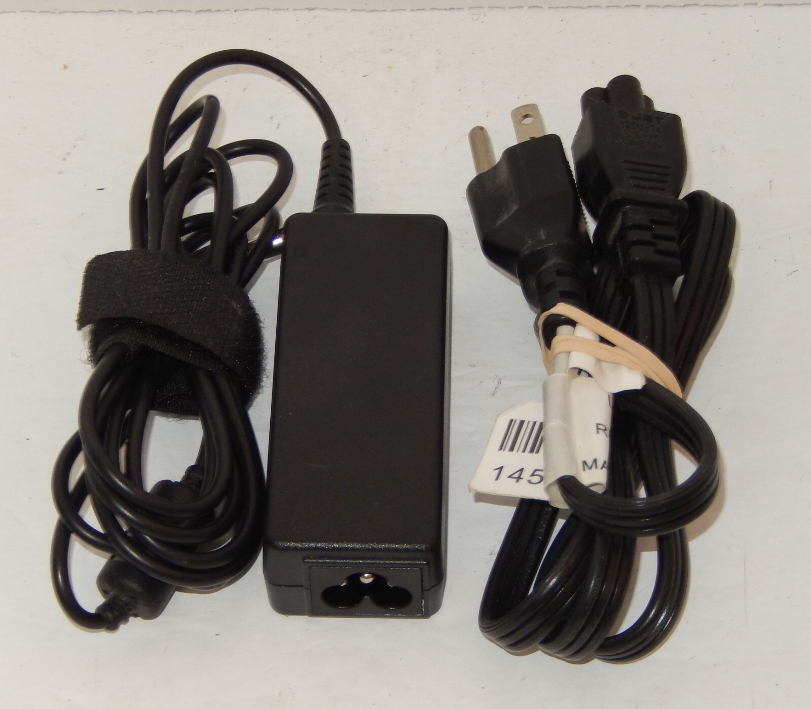Lenovo Power adapter PA-1300-12 Laptop Battery Charger Input 100-240v Output 20v