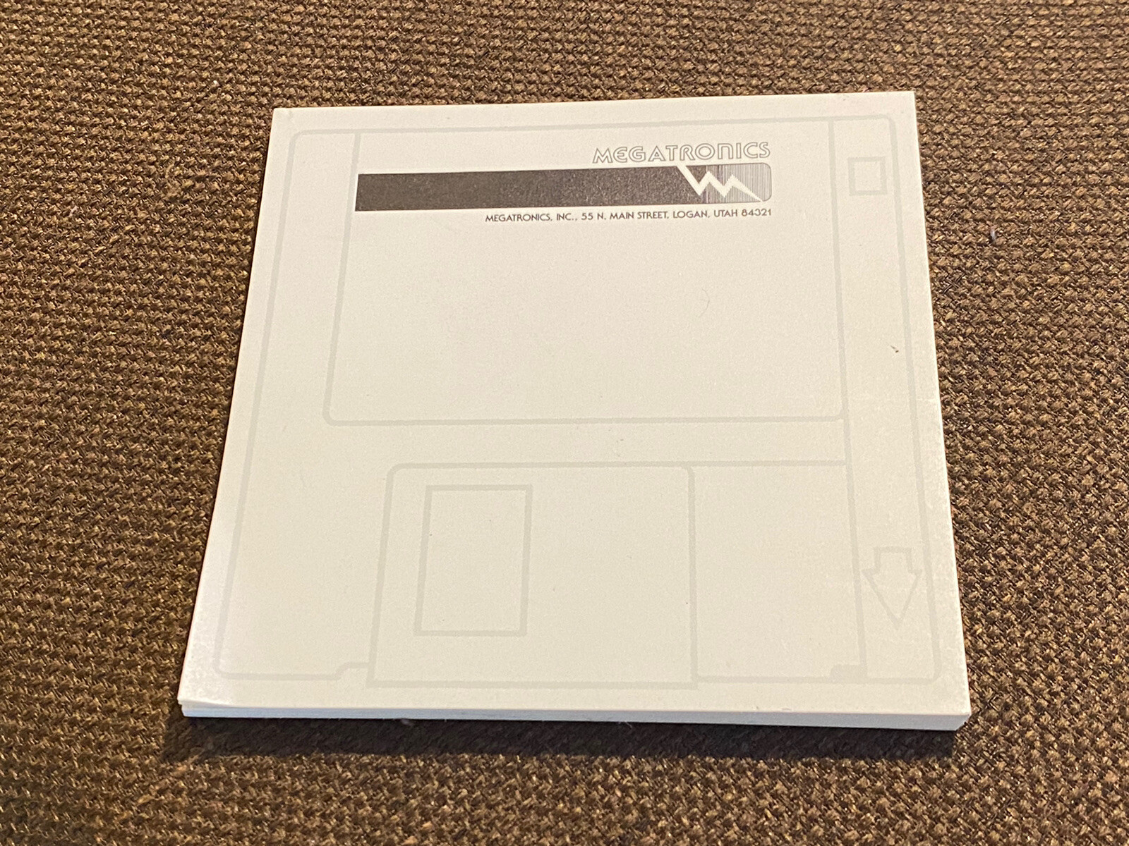 VINTAGE 1980s MEGATRONICS INC FLOPPY MEMO PAD IN SHAPE OF FLOPPY DISK 