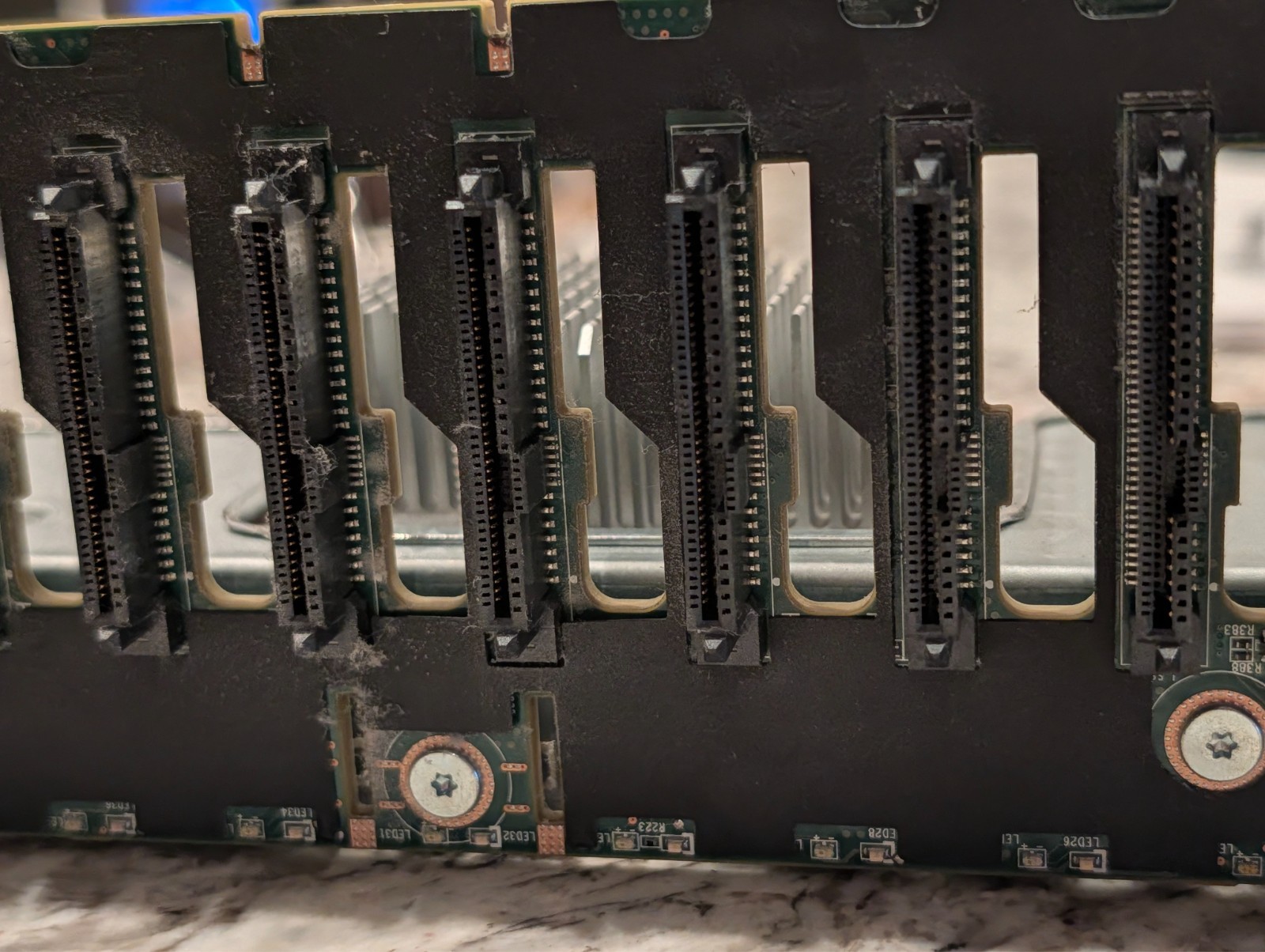DELL PowerEdge R7425 R740xd 24 bay SFF NVME Backplane 01YX3 M7X6F FJH5T +Cables
