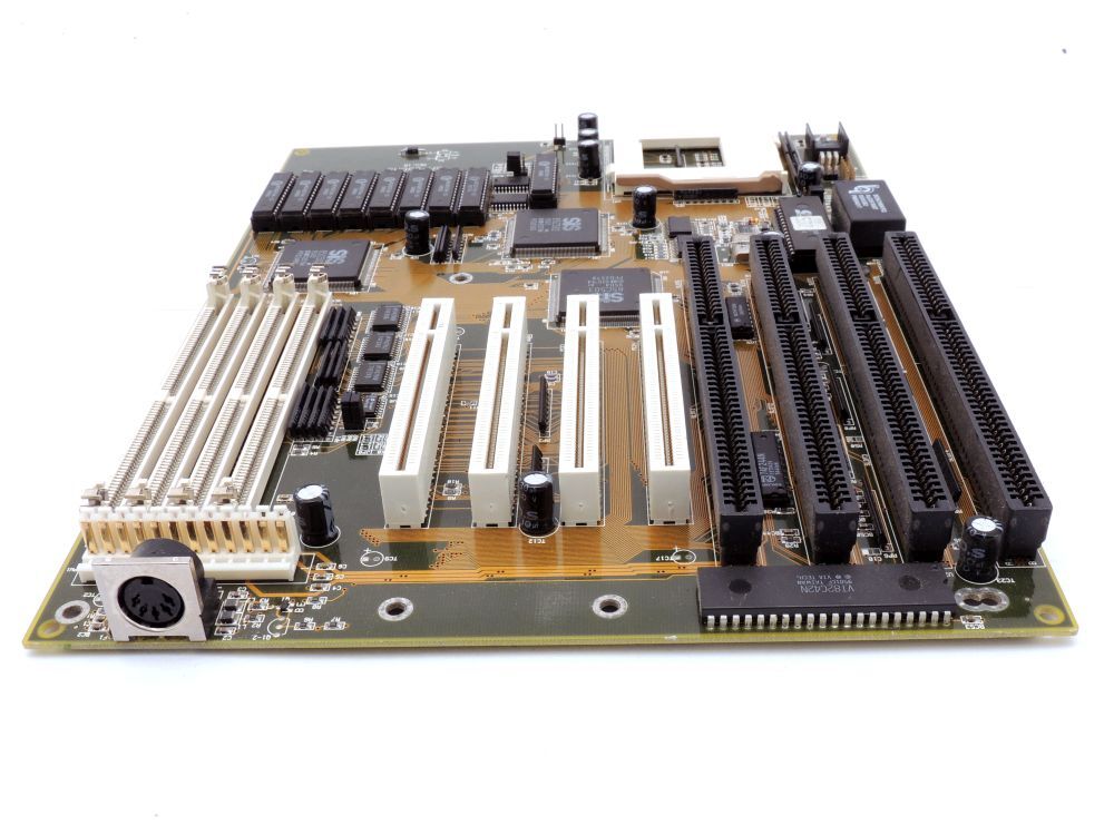 Gigabyte GA-586AS AT Motherboard Socket 5 Retro SiS Chip Motherboard 256KB Cache