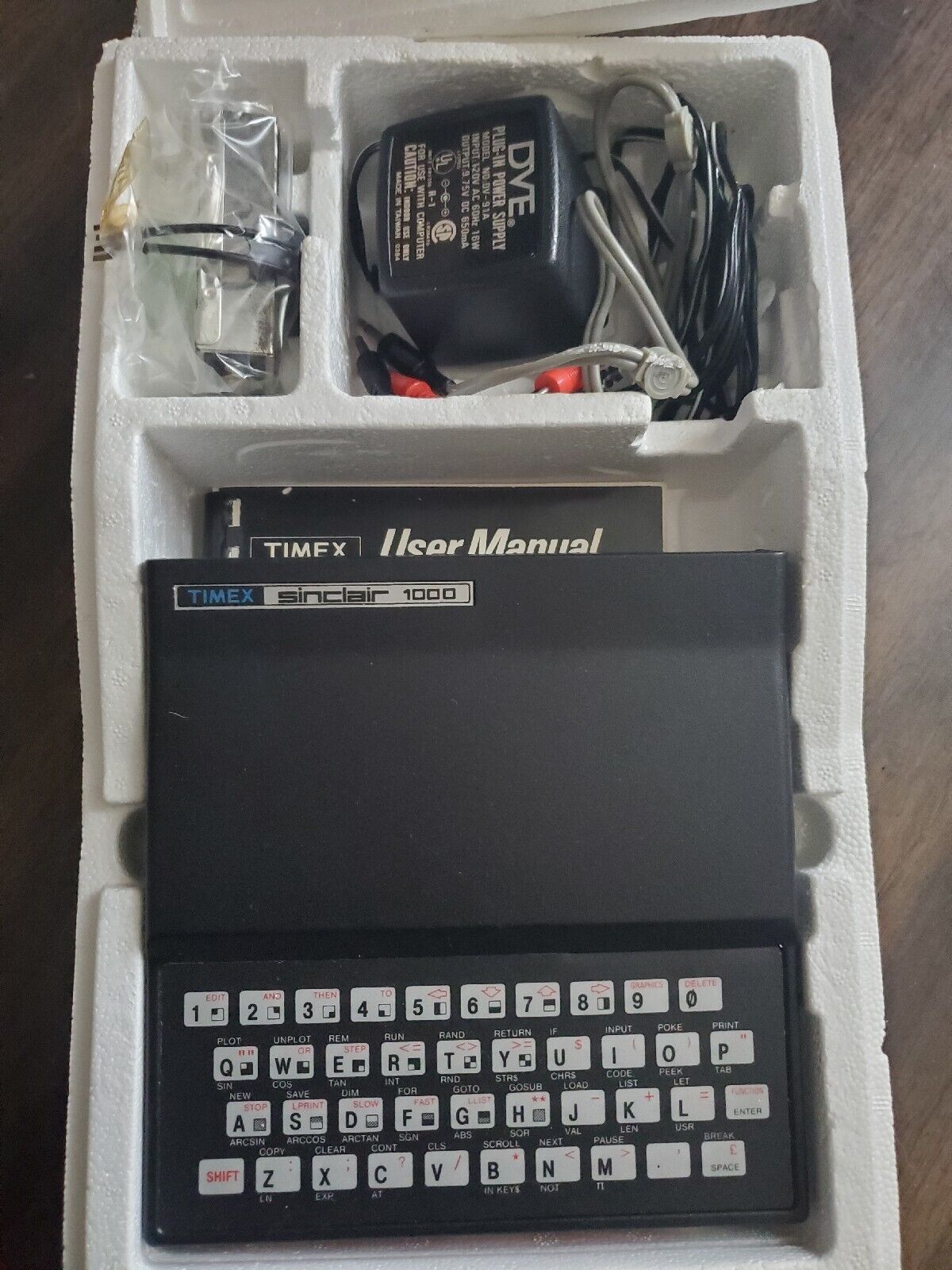 VINTAGE 1982 TIMEX SINCLAIR 1000 PERSONAL COMPUTER WITH ACCESSORIES AND MANUAL