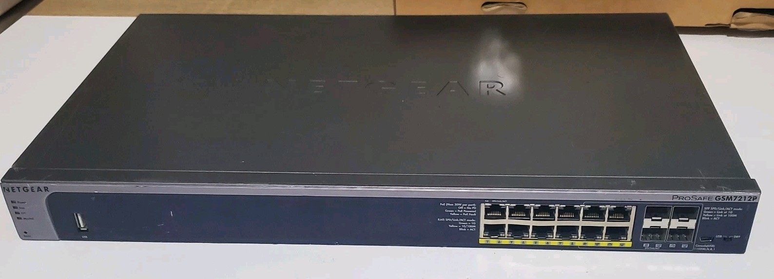 NETGEAR ProSAFE 12-port GIGABIT L2+ POE+ MANAGED SWITCH GSM7212P  
