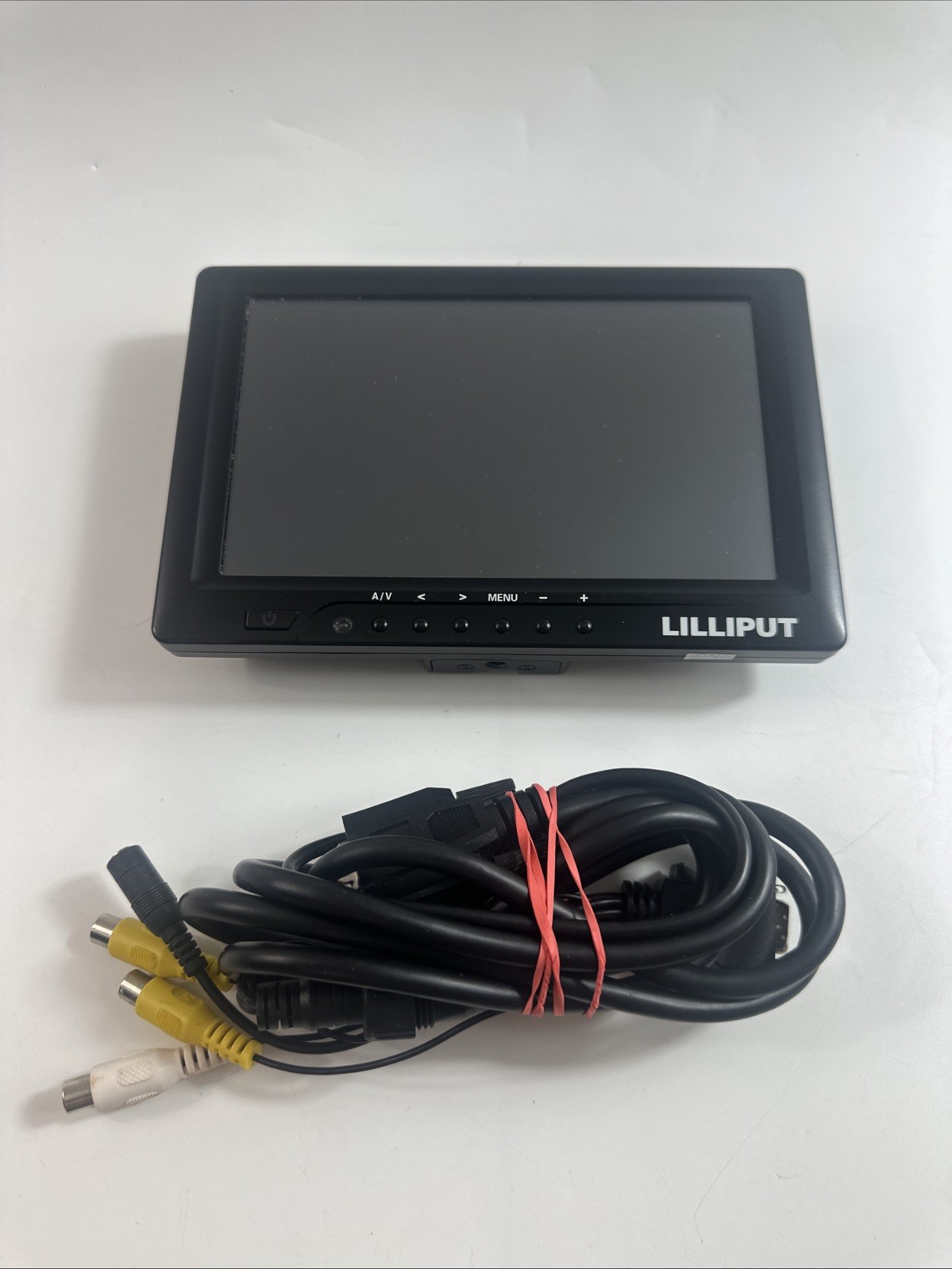 Lilliput 7" VGA TFT Widescreen LCD Monitor w/ Cable