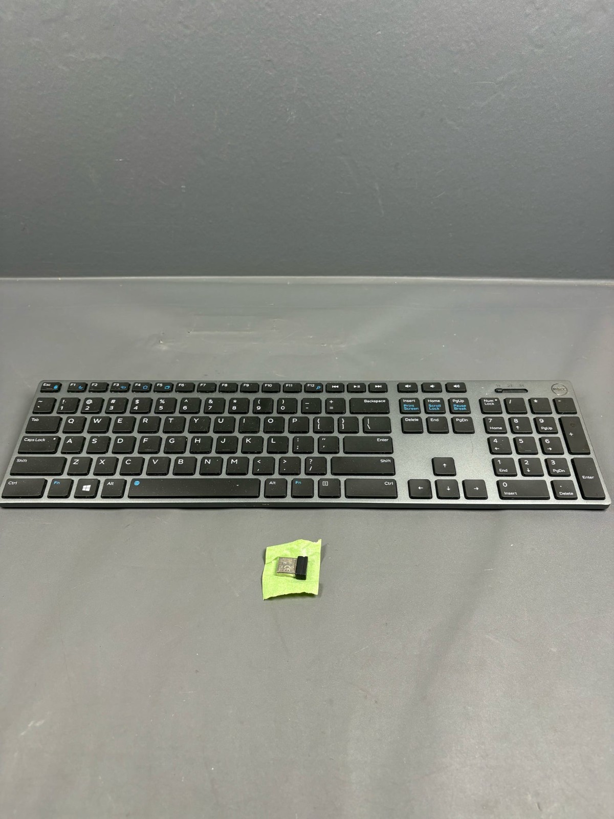 Dell Premier Wireless Keyboard WK717 Slim Full Size Bluetooth 2.4GHz Receiver