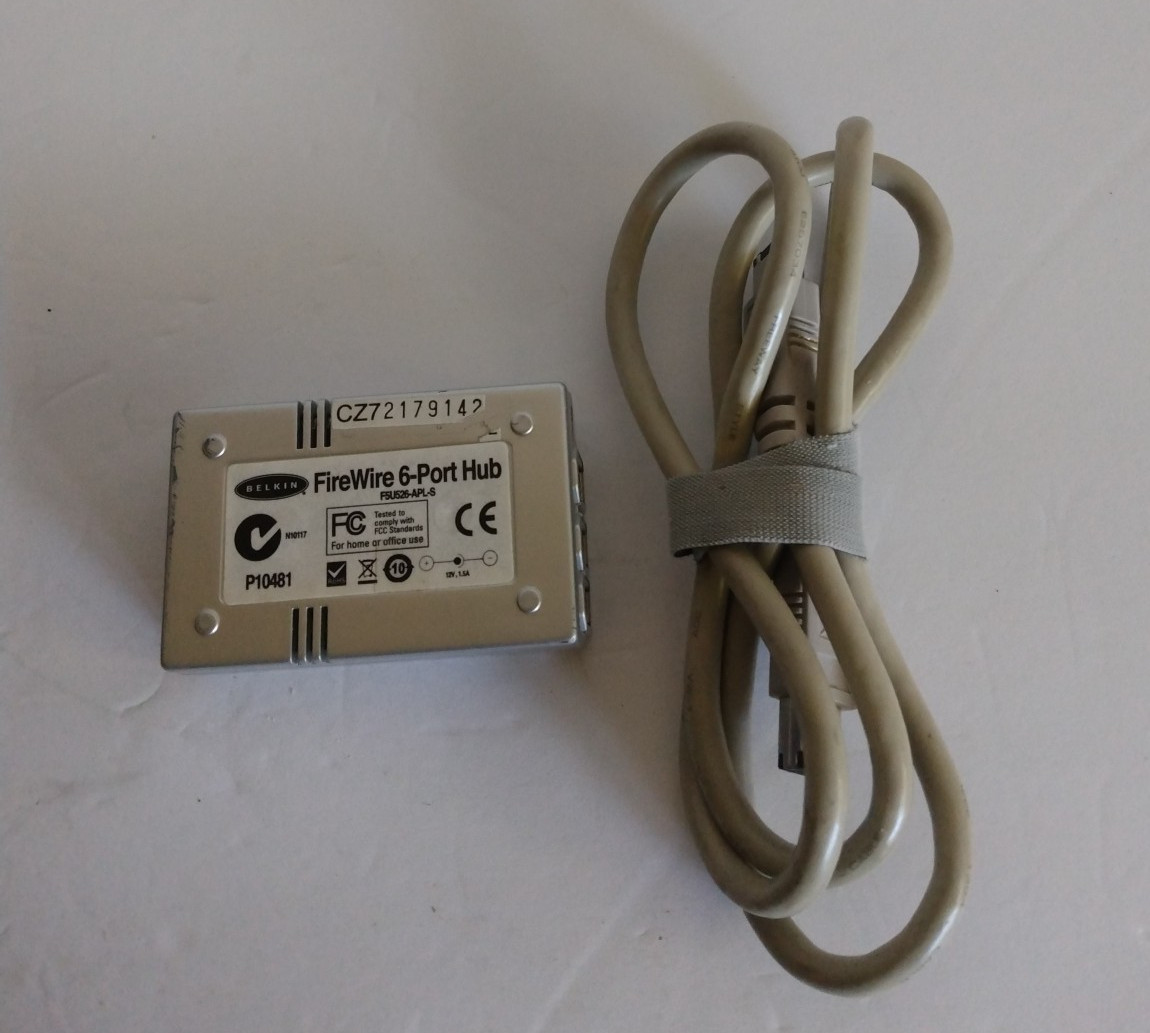 Belkin FireWire 6-Port Hub F5U526-APL-S 6-Pin 400Mbps Wired Ethernet