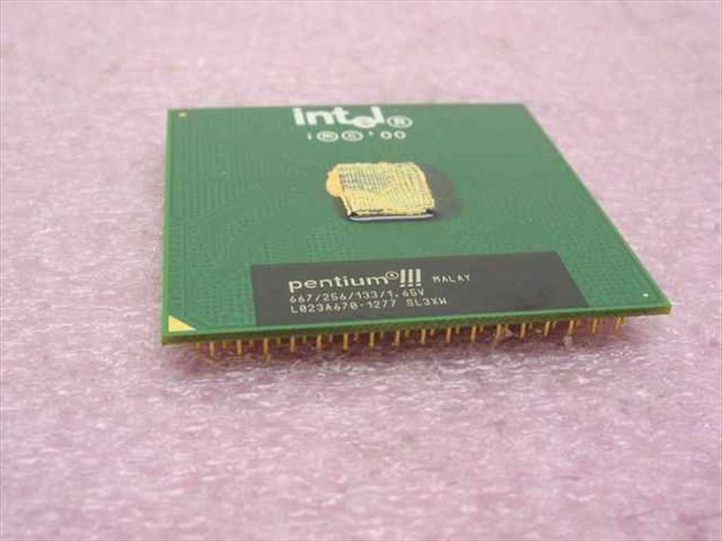 Intel Pentium III 667MHz SL3XW Socket 370 CPU 667/256/133/1.65V Processor