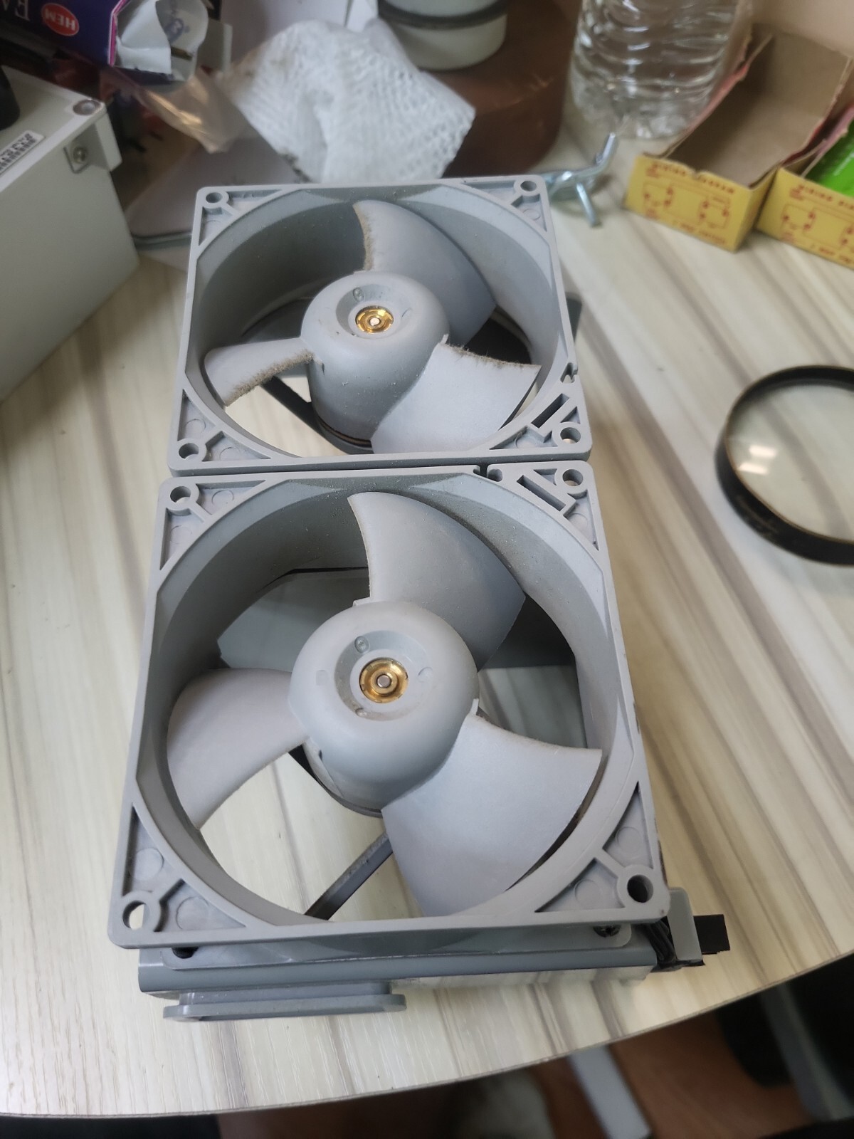Apple Delta Electronics Dual Cooling Fans Model EFB0912HHE