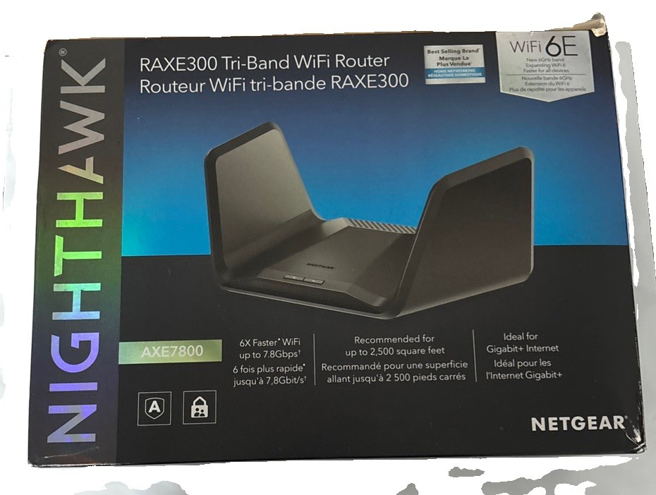 NETGEAR Nighthawk RAXE300 AXE7800 Tri-Band WiFi 6E Router 7.8GBPS - Open Box