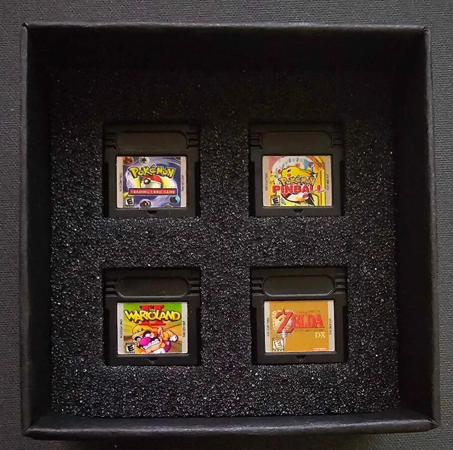 Blue Bomber Fox Gameboy Keycap Artisans (Pokemon TCG/Pinball, Warioland, Zelda)