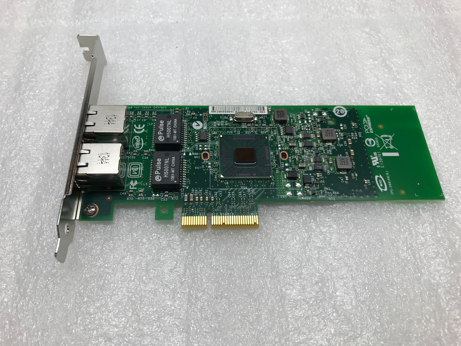 Intel Gigabit ET Dual Port Server Adapter E1G42ETBLK