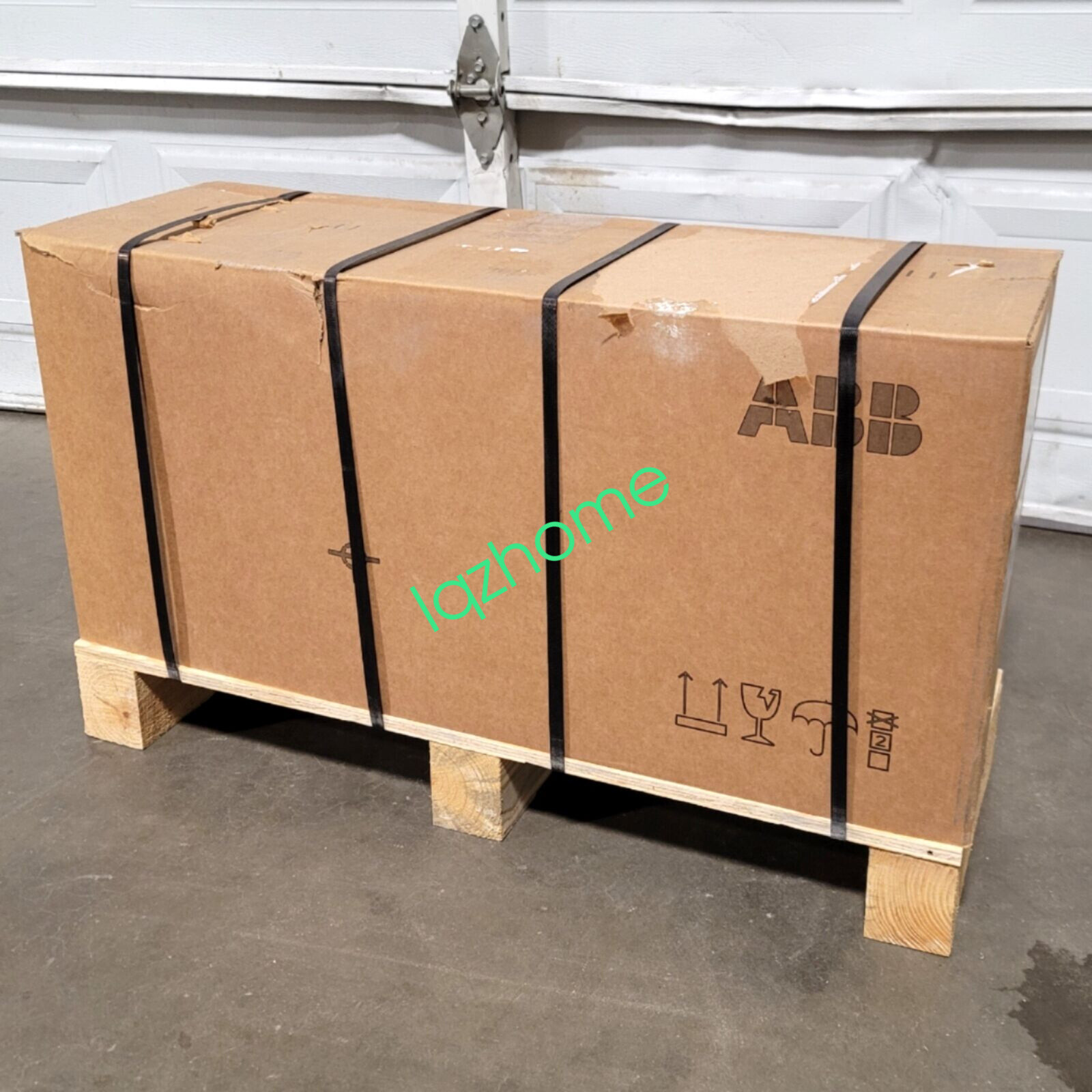 1PCS ABB ACS850-04-030A-5 frequency converter new  via FedEx or DHL