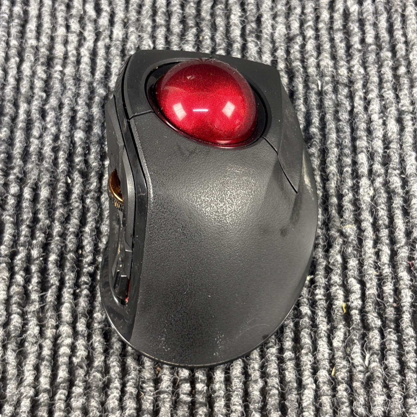 Elecom Deft Pro Trackball Mouse M-DPT1MR Wireless Ergonomic 8 Button No Dongle