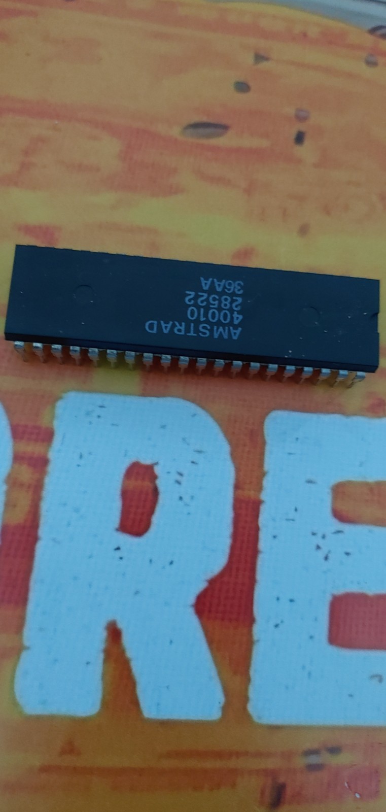 1 x Amstrad 40010 Integrated Circuit Chip 8-bit Classic from Amstrad CPC 6128