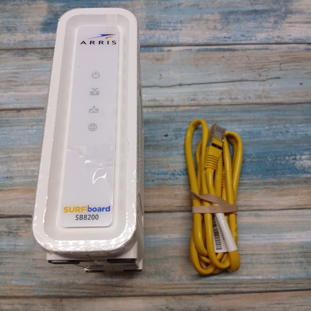 ARRIS SURFboard SB8200 DOCSIS 3.1 Cable Modem 2 Gbps 1x Ethernet