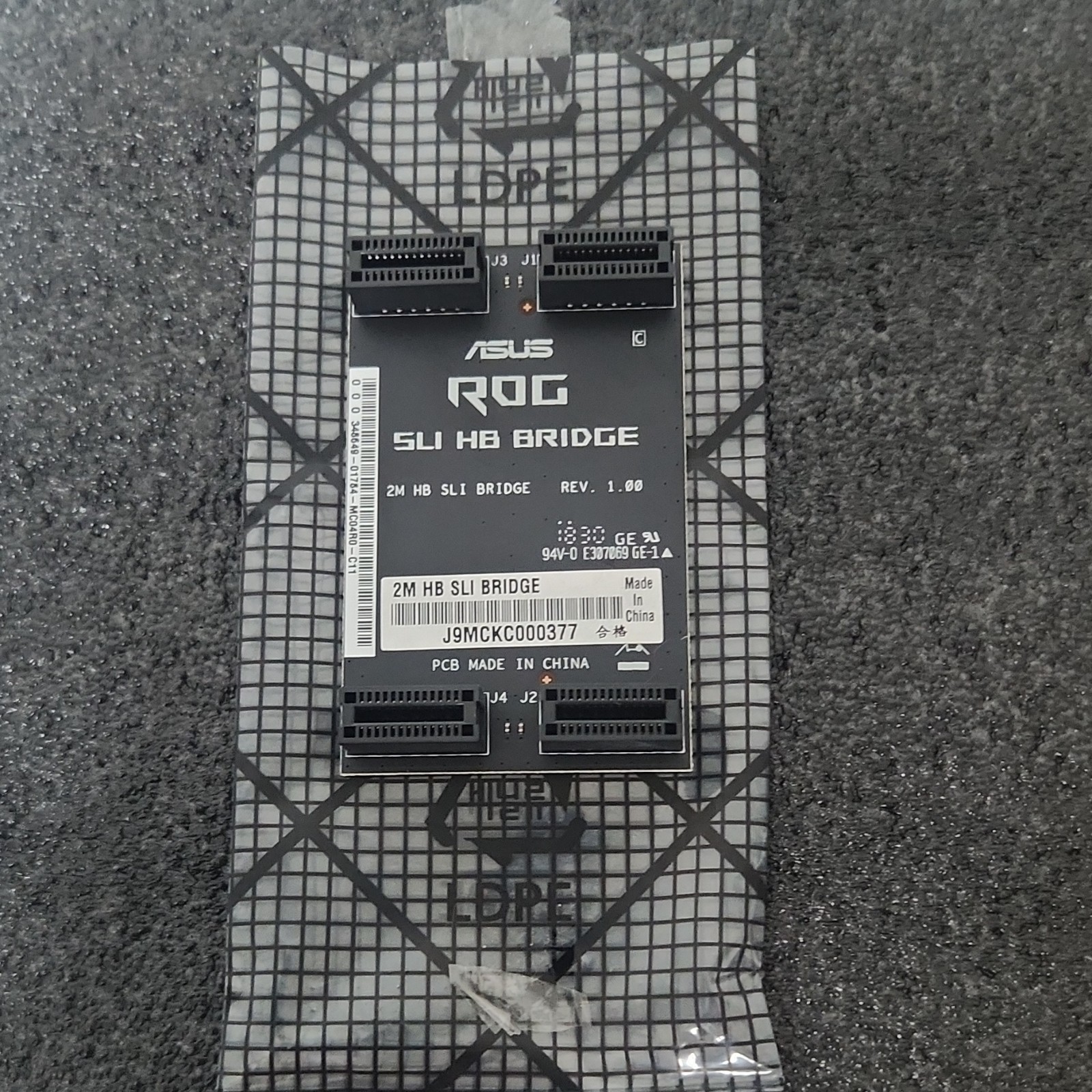 ASUS ROG 2M HB SLI Bridge NVIDIA SLI Rev 1.00 J9MCKC000377 For ASUS Motherboard