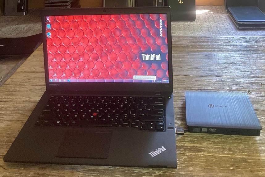 Ultra Thin 14.1" Lenovo T431s Laptop Windows 10 Pro i5 2ghz 8gb 250gb DVDRW