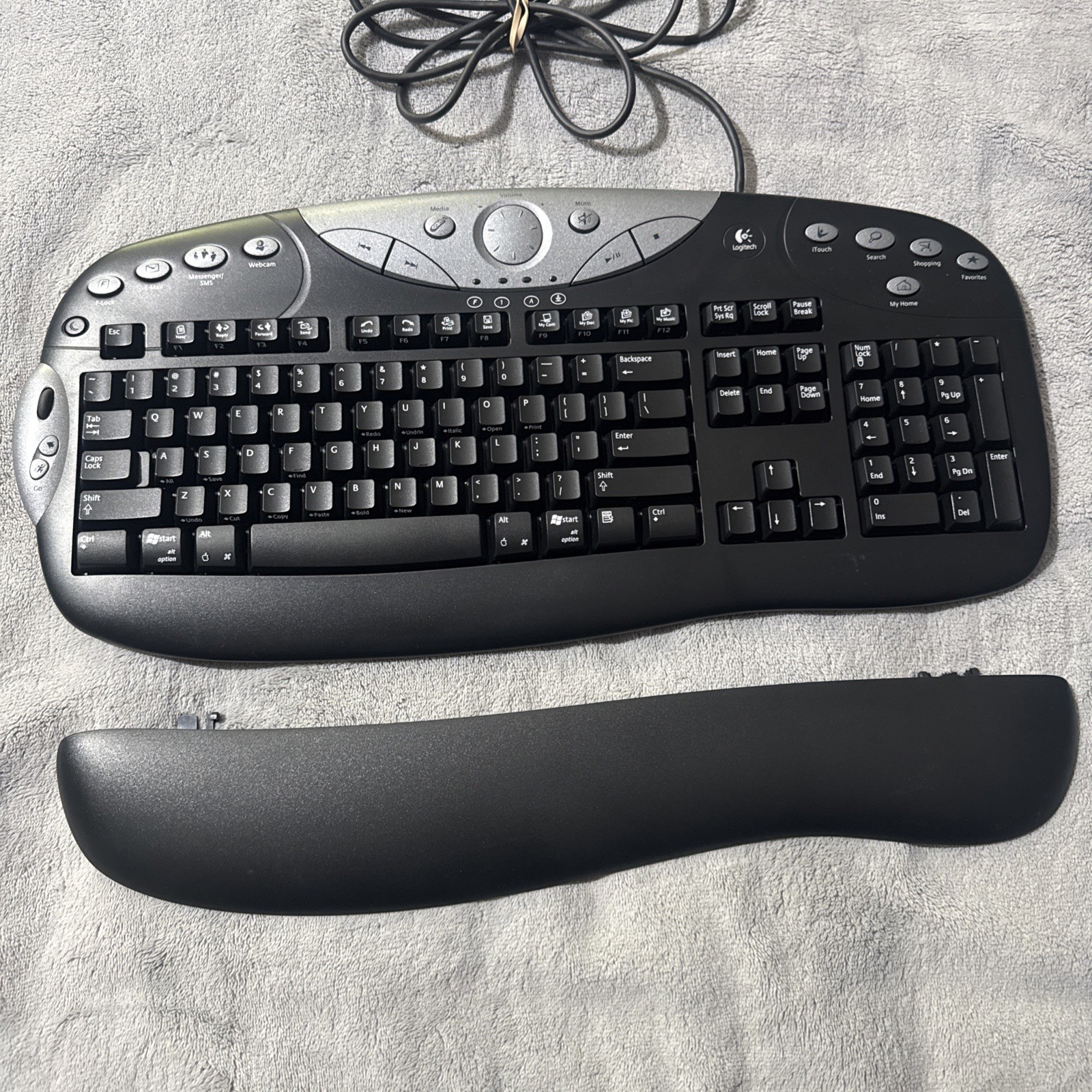 Logitech Elite USB Wired Keyboard Y-BF38 Multimedia Internet Keyboard w/ Armrest