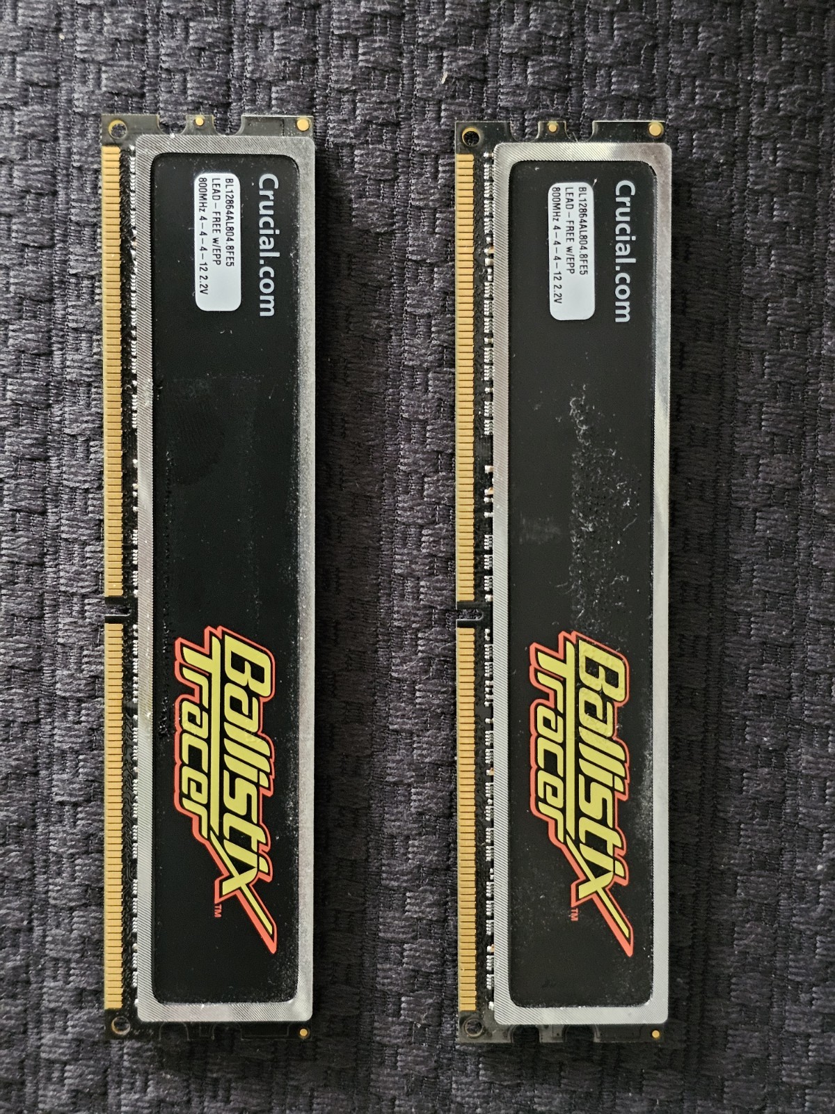 SUPER RARE Crucial Ballistix Tracer RGB DDR2 800MHz 1GBx2 (2GB Kit)