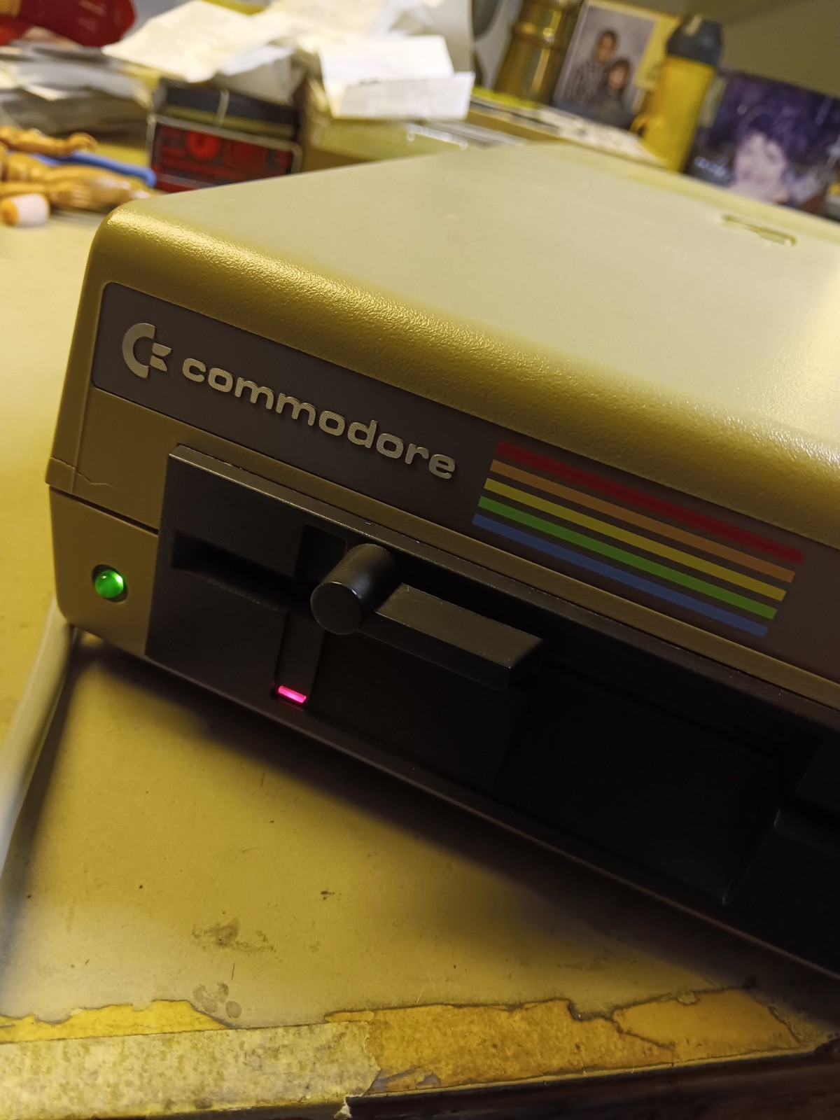 Vtg Commodore 1541 disc drive Working & VERY CLEAN..Commodore 1541 Disc Drive