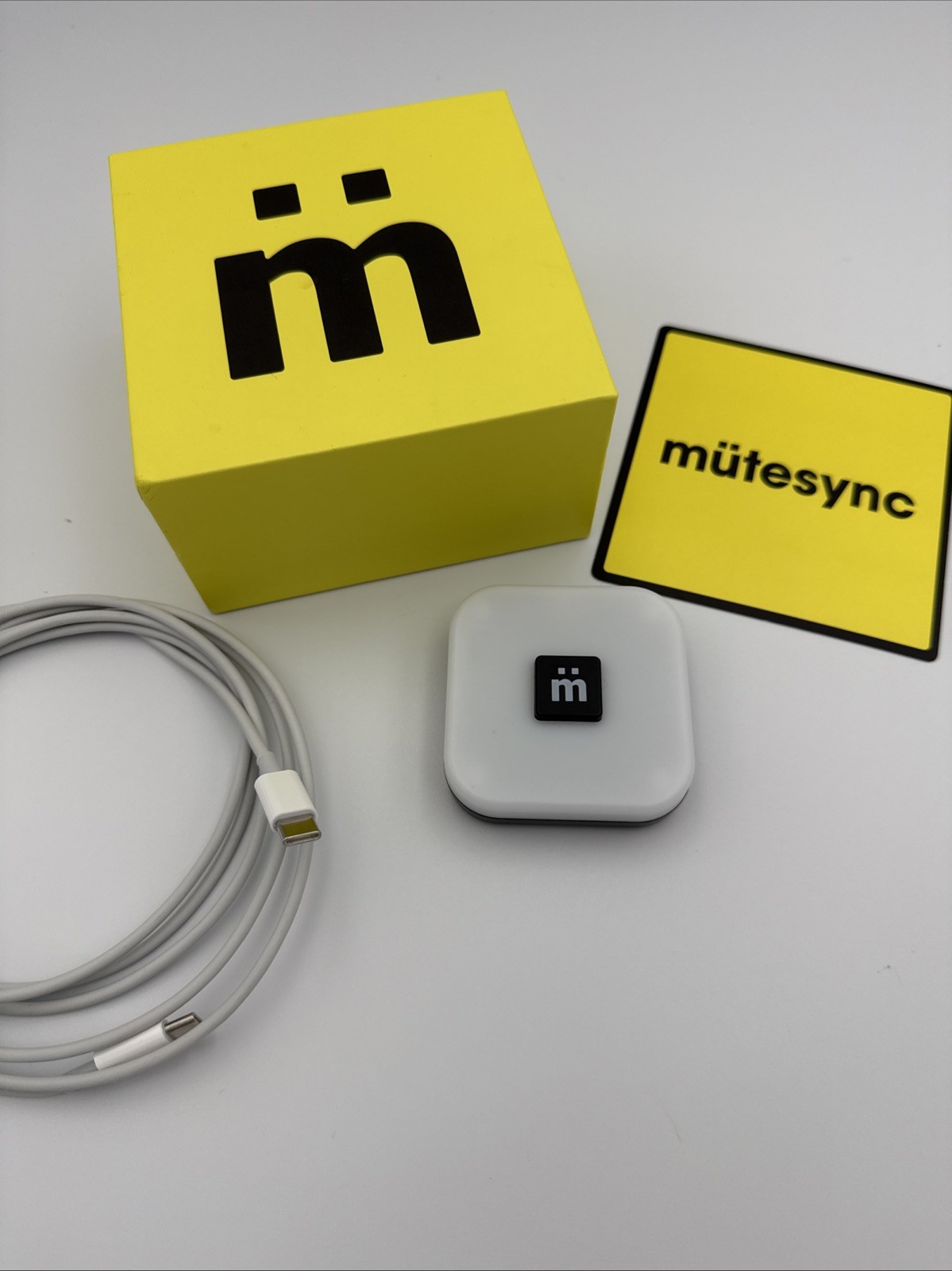 Mutesync USB-C Mute Button Zoom Teams and Meet Mac & PC Compatible