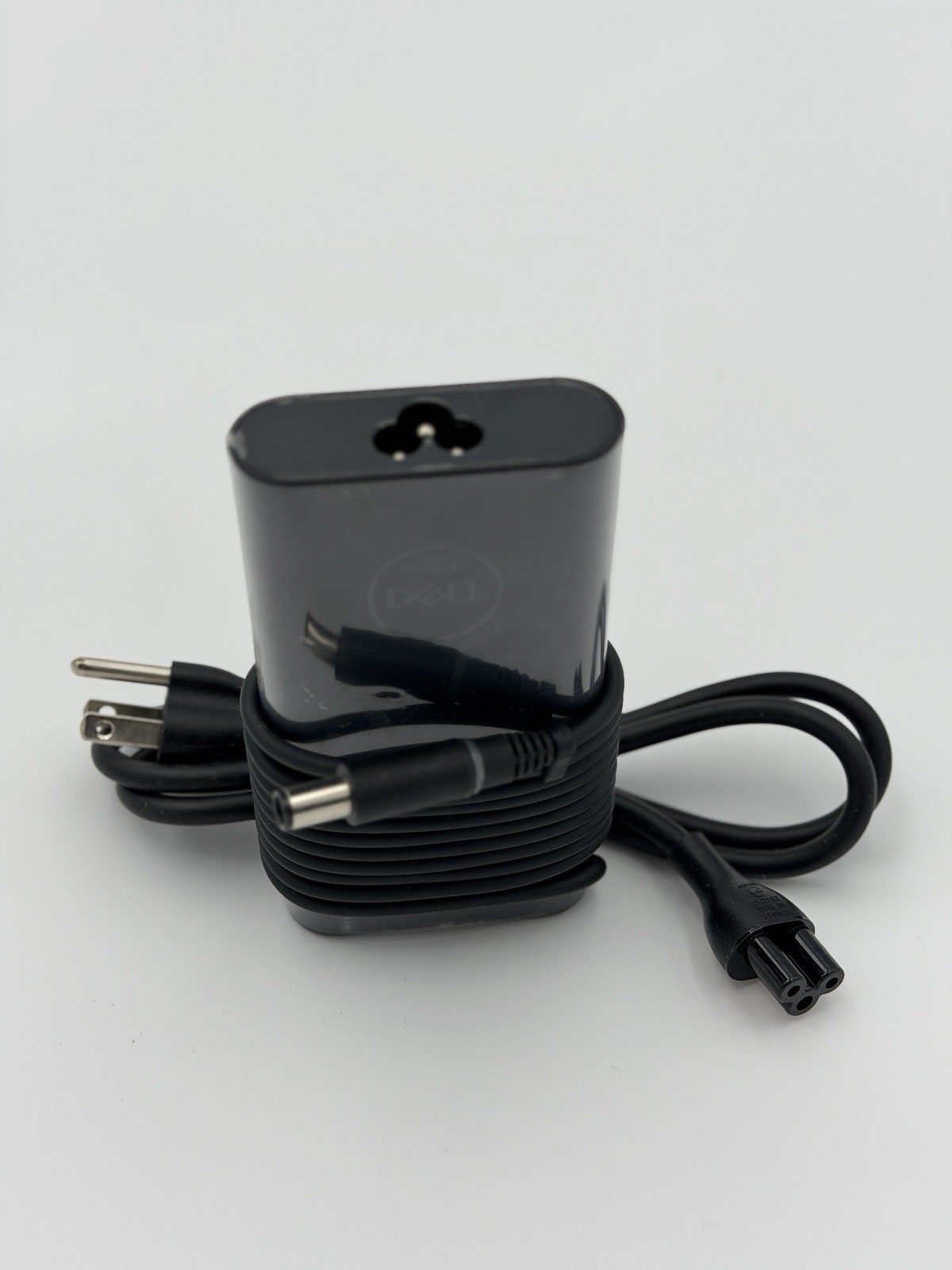 GENUINE DELL 90W 19.5V Laptop AC Power Adapter Charger HA90PM180 090YP3 90YP3