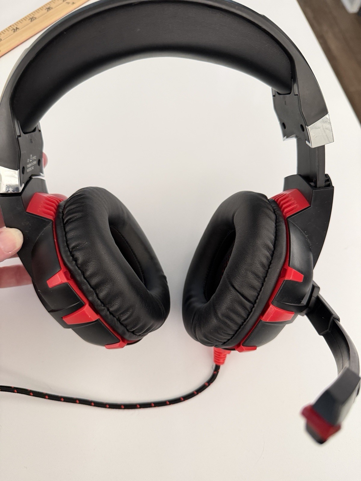 RUNMUS Wired Over-Ear Gaming Headset USB + 3.5mm Boom Mic Black/Red UNTESTED