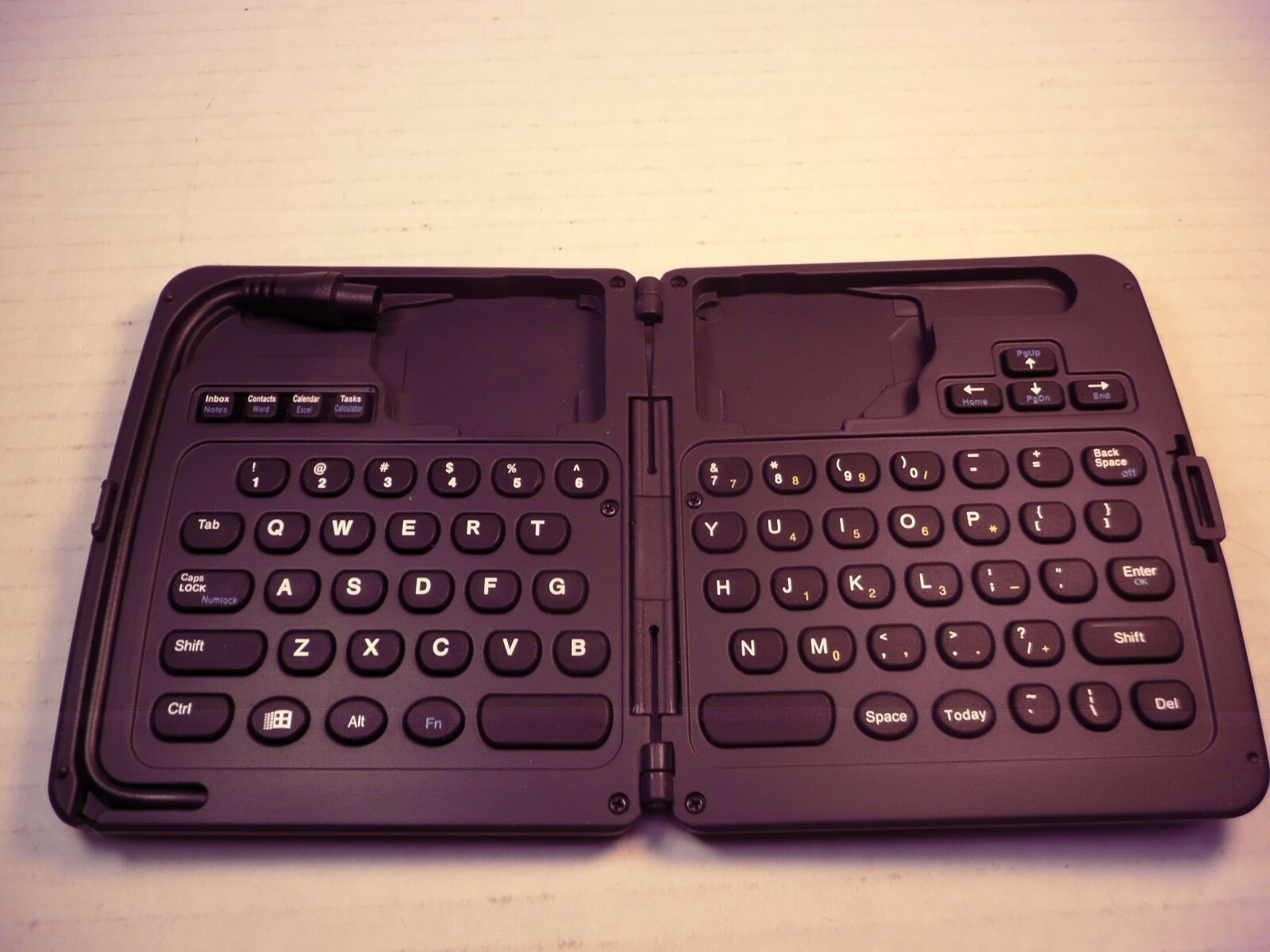 Micro Innovations Mini Folding Keyboard for Palm KB-WP-003