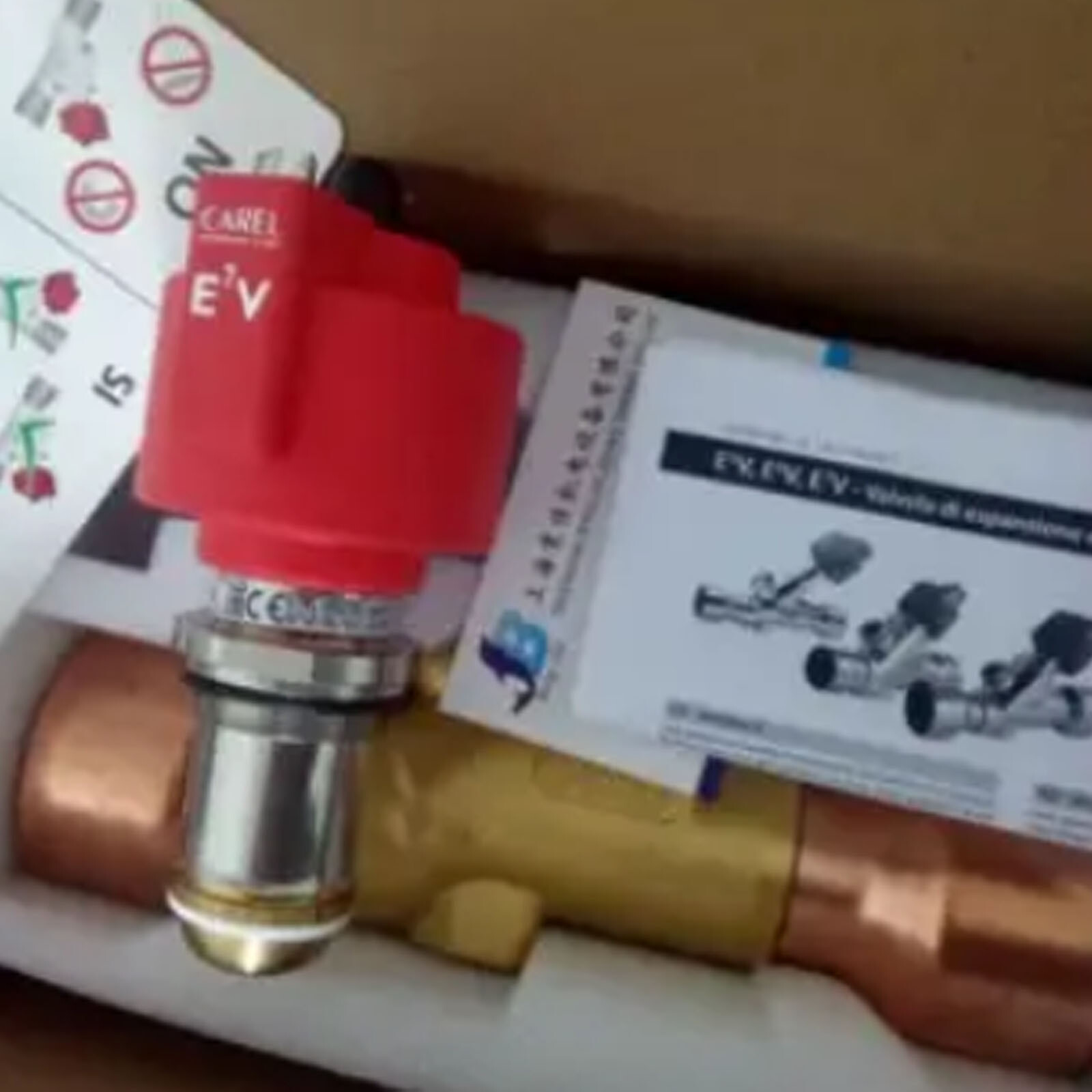 1PC New CAREL E7VC1ASZ00 Electronic Expansion Valve FedEx or DHL