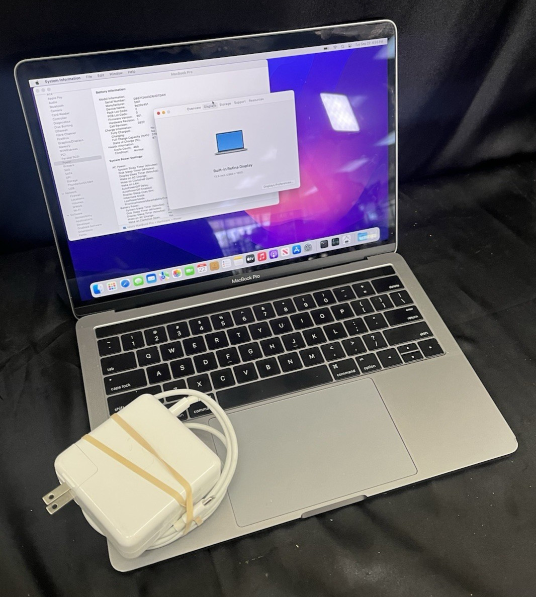 Apple MacBook Pro 13in 2016/Intel Core i5 2.9 GHz, 256 GB, 8GB Ram BAD TOUCH BAR