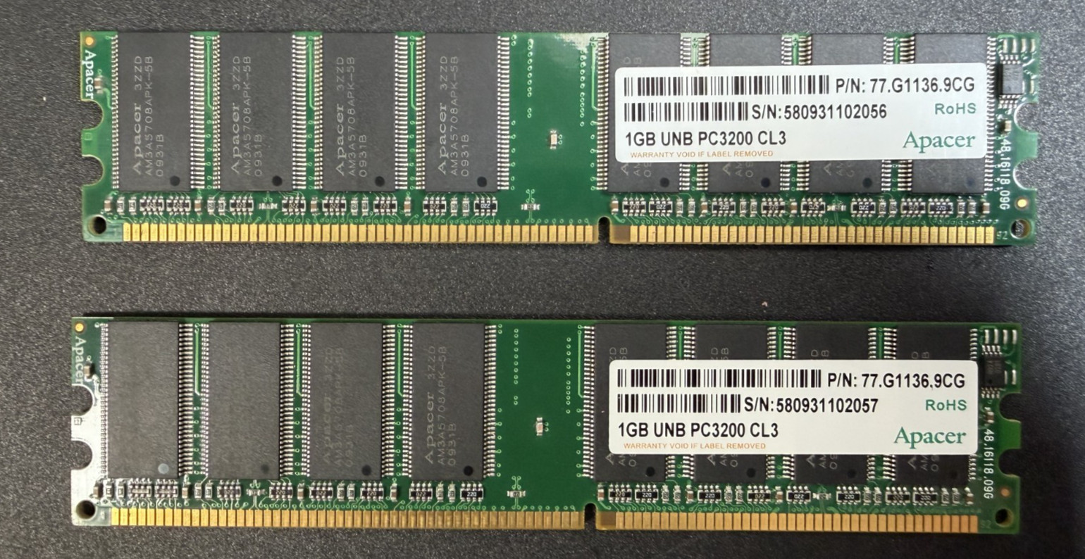 Lot of 2 Apacer 1GB UNB PC3200 CL3 memory module P/N: 77.G1136.9CG DDR1 Tested