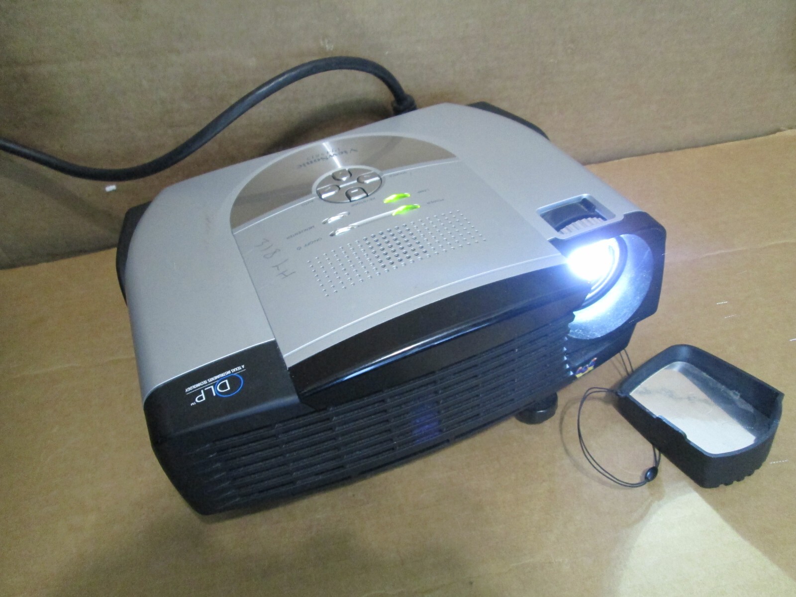 ViewSonic PJ458D DLP Projector Only 319 Lamp Hours