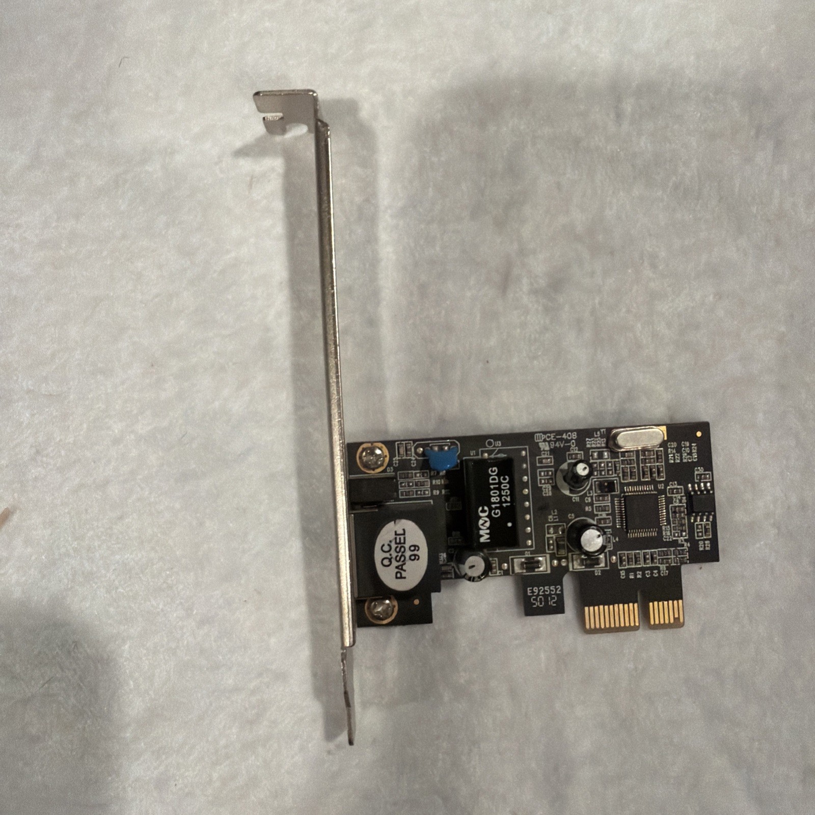 StarTech PEX100S Single-Port Gigabit Ethernet PCIe Network Card P/N:PN408111DX2A
