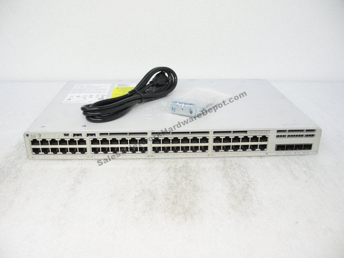 Cisco C9200L-48P-4G-E 48-Port PoE 9200L Switch w/ Power - 1 Year Warranty