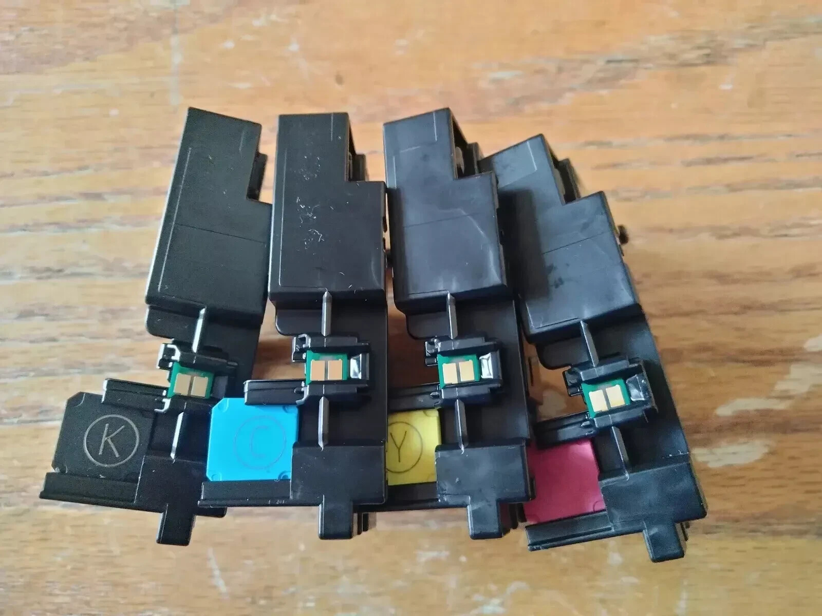 One Genuine Used Chip for HP 206A  black , magenta, yellow, cyan toner