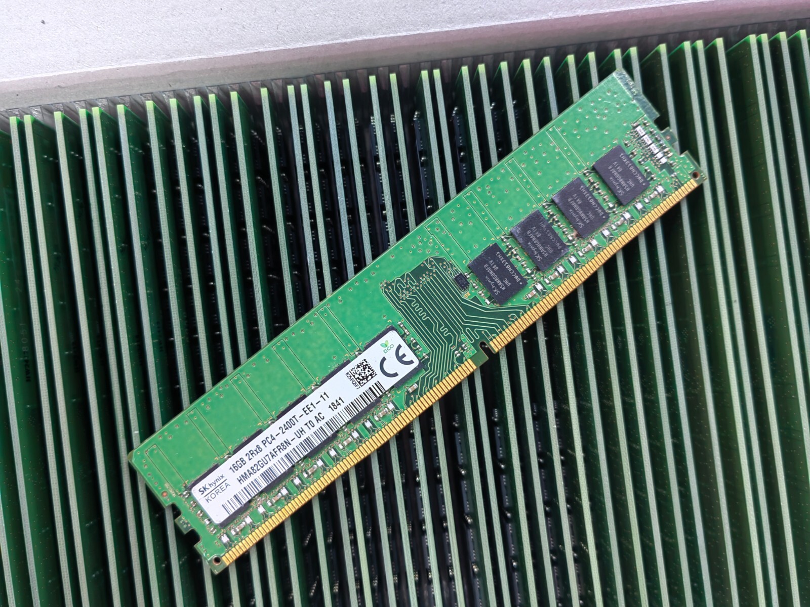 SK Hynix 16GB DDR4 2400 ECC UDIMM RAM 2Rx8 PC4-19200 for DELL HP Lenovo Acer