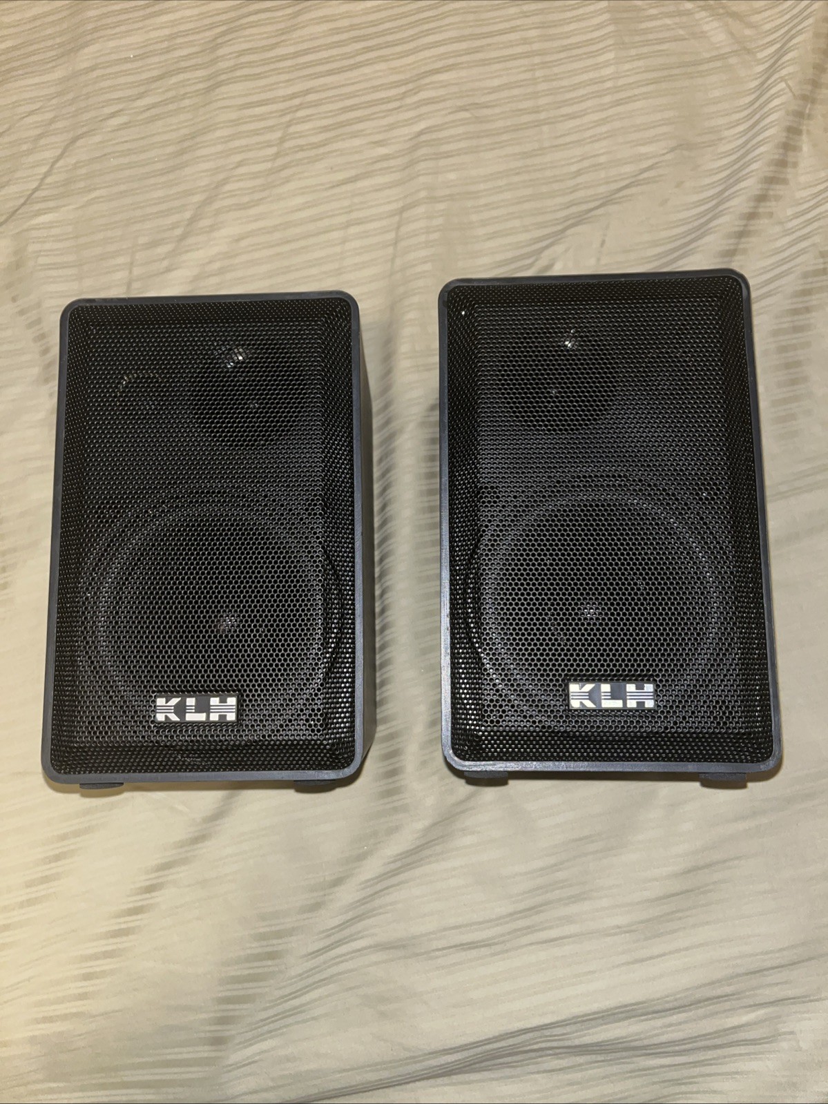 KLH Audio Systems Model Number 970A, 5-40 Watts, Frequency Range 90Hz-20k Hz