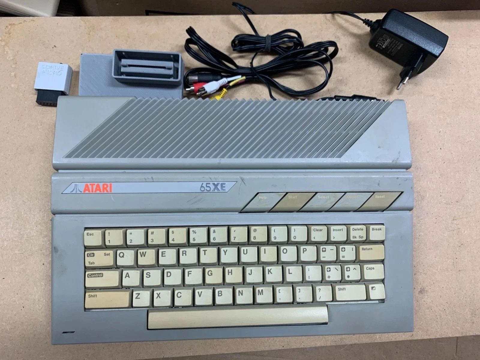 ATARI 65xe -  512Kb ram extender /  Atari SDrive Micro rev 2.0
