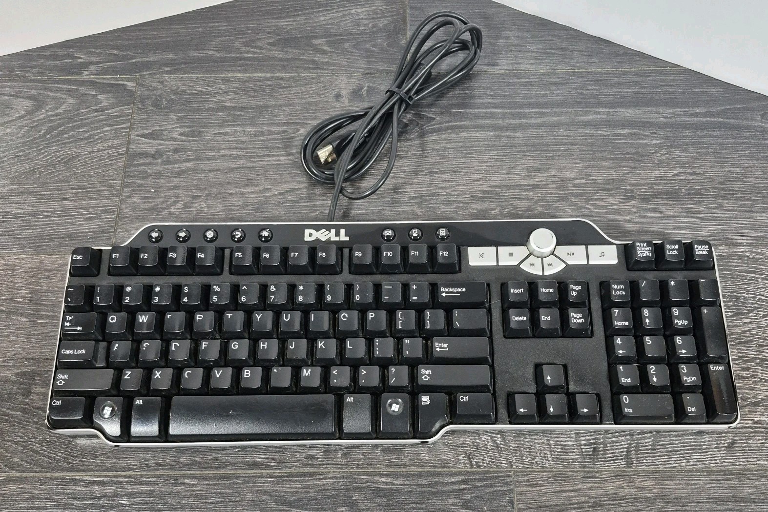 DELL Wired Keyboard USB Black Model SK-8135 TESTED 2 USB Ports/ Back, Lights....