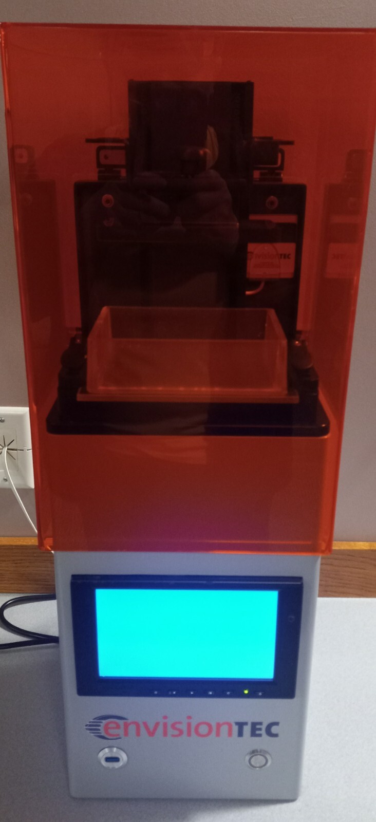 Commercial  3 D Printer w/ Curing Box Envisiontec