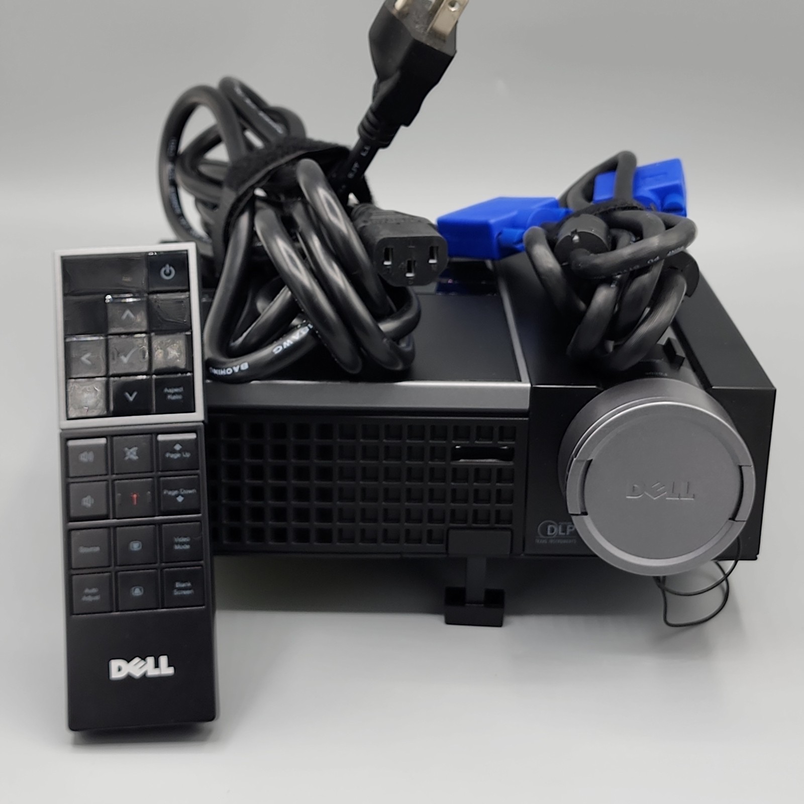 Dell M209X Portable Projector with Remote VGA Cable & Carry Case - HDMI Capable