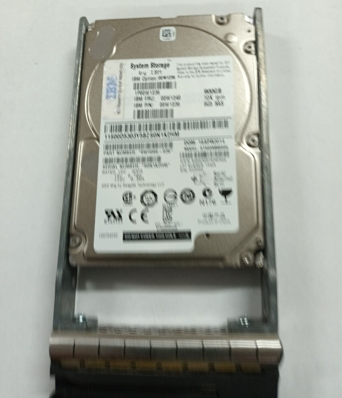 IBM 900GB SAS 6Gbps 10K RPM 2.5" Hard Drive 00W1236 00W1240 + Caddy for DS3524