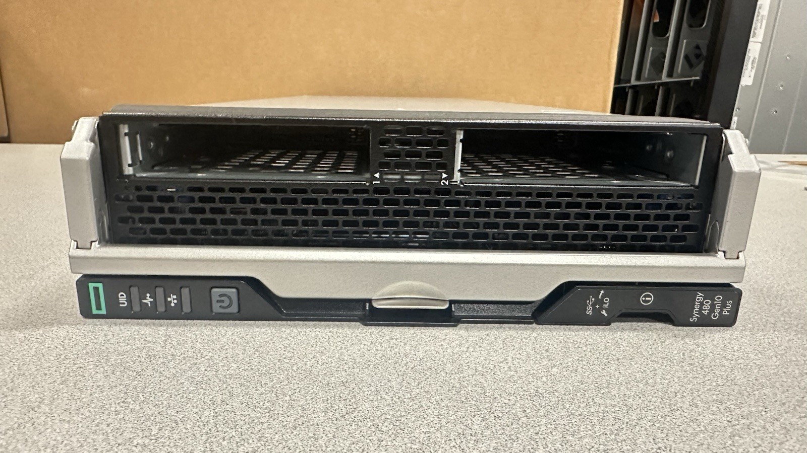 HPE Synergy 480 Gen10 Plus Base Blade Chassis+Backplane+Motherboard Barebone CTO